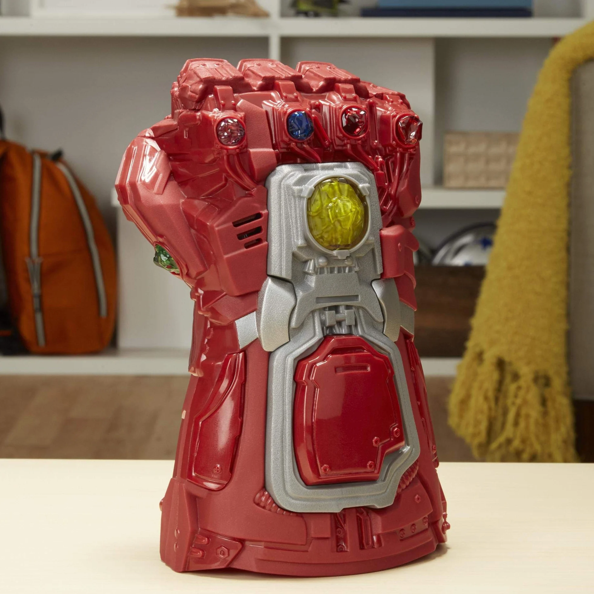 Marvel Avengers: Endgame Red Infinity Gauntlet Electronic Fist Roleplay Toy with Lights and Sounds for Children Aged 5 and Up