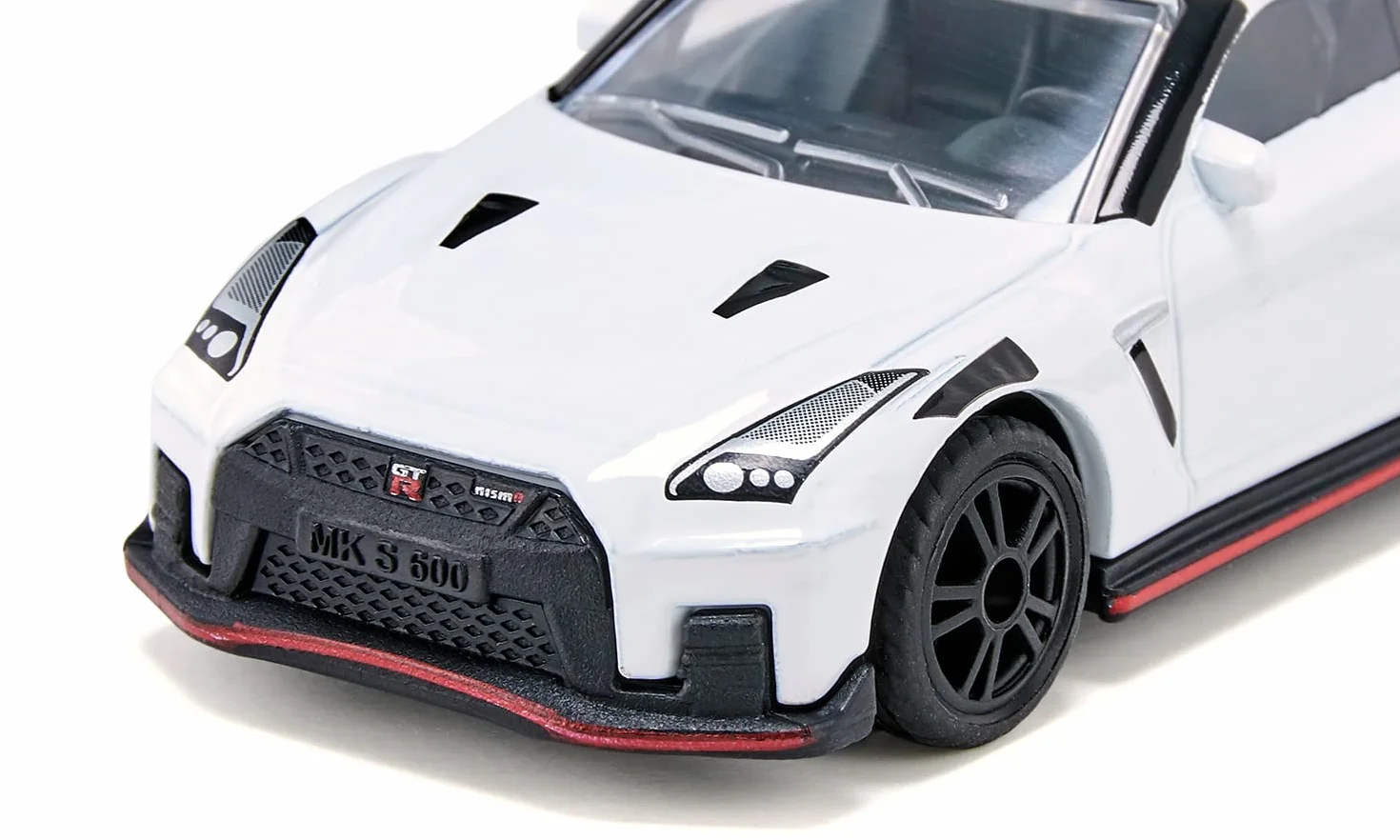 Siku 1579, Nissan GT-R Nismo, Zabawkowy samochód, Metal,tworzywo sztuczne, Czarny,biały, Z gumowymi oponami i spojlerem