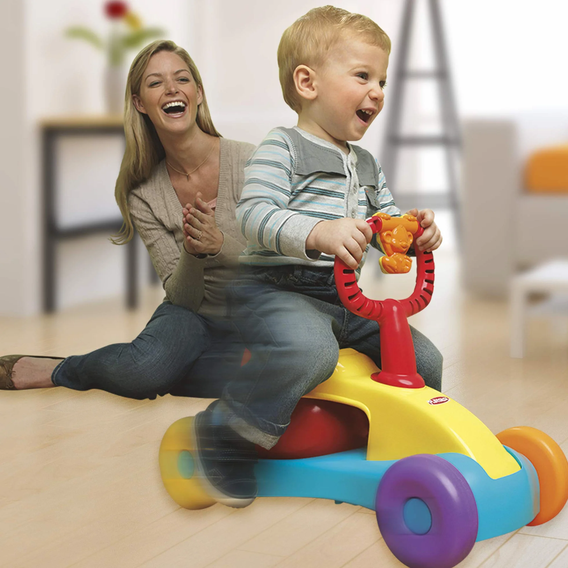Playskool, wózek mały skok, zabawka spacerowa dla maluchów, od 12 miesięcy (ekskluzywny Amazon)