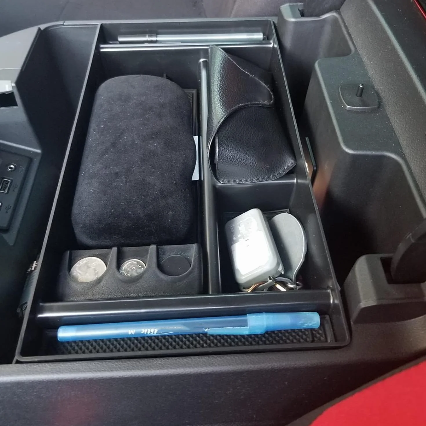 Kompatybilny z Chevy Silverado 1500 Akcesoria/GMC Sierra 1500 2019-2022 Konsola Środkowa Organizer Taca Pasuje do 2020-2022 Silverado/Sierra 2500 HD/3500 HD - Tylko pełna konsola
