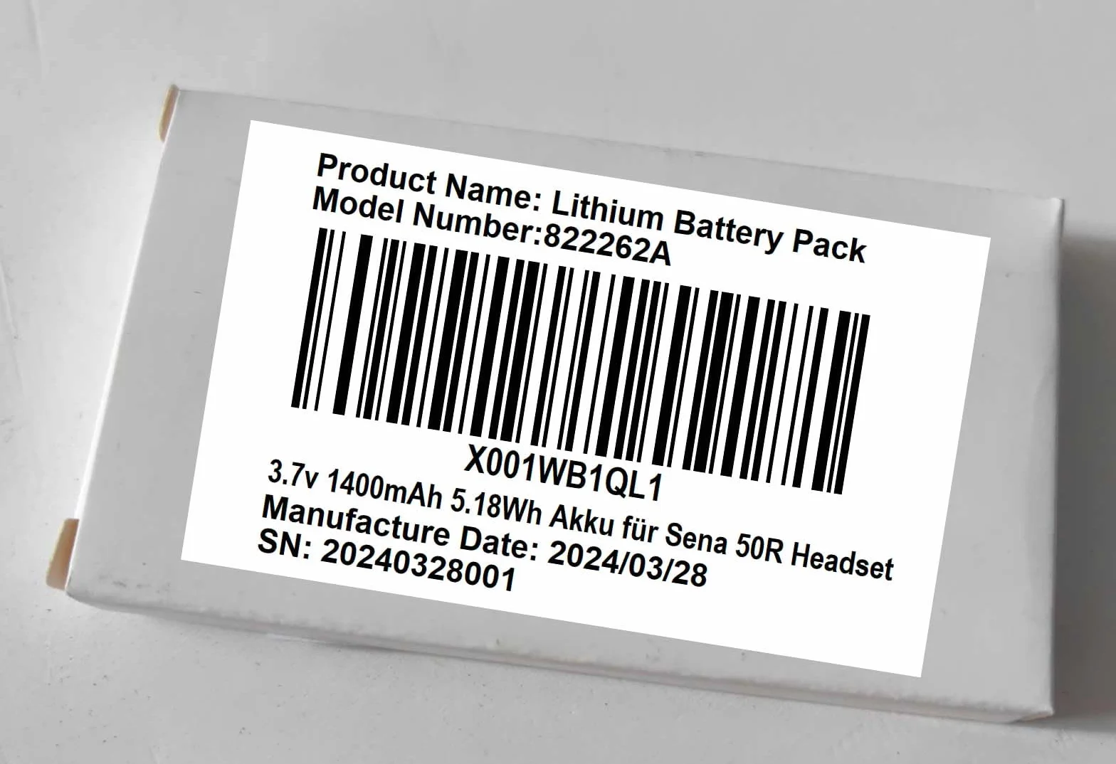 AOLIKES 3,7 V 1400 mAh 5,18 Wh akumulator Lipo do wielokrotnego ładowania zamiennik akumulatora Sena 50R, 50R-01 motocyklowego zestawu słuchawkowego Bluetooth, 2-przewodowy zestaw akumulatorów