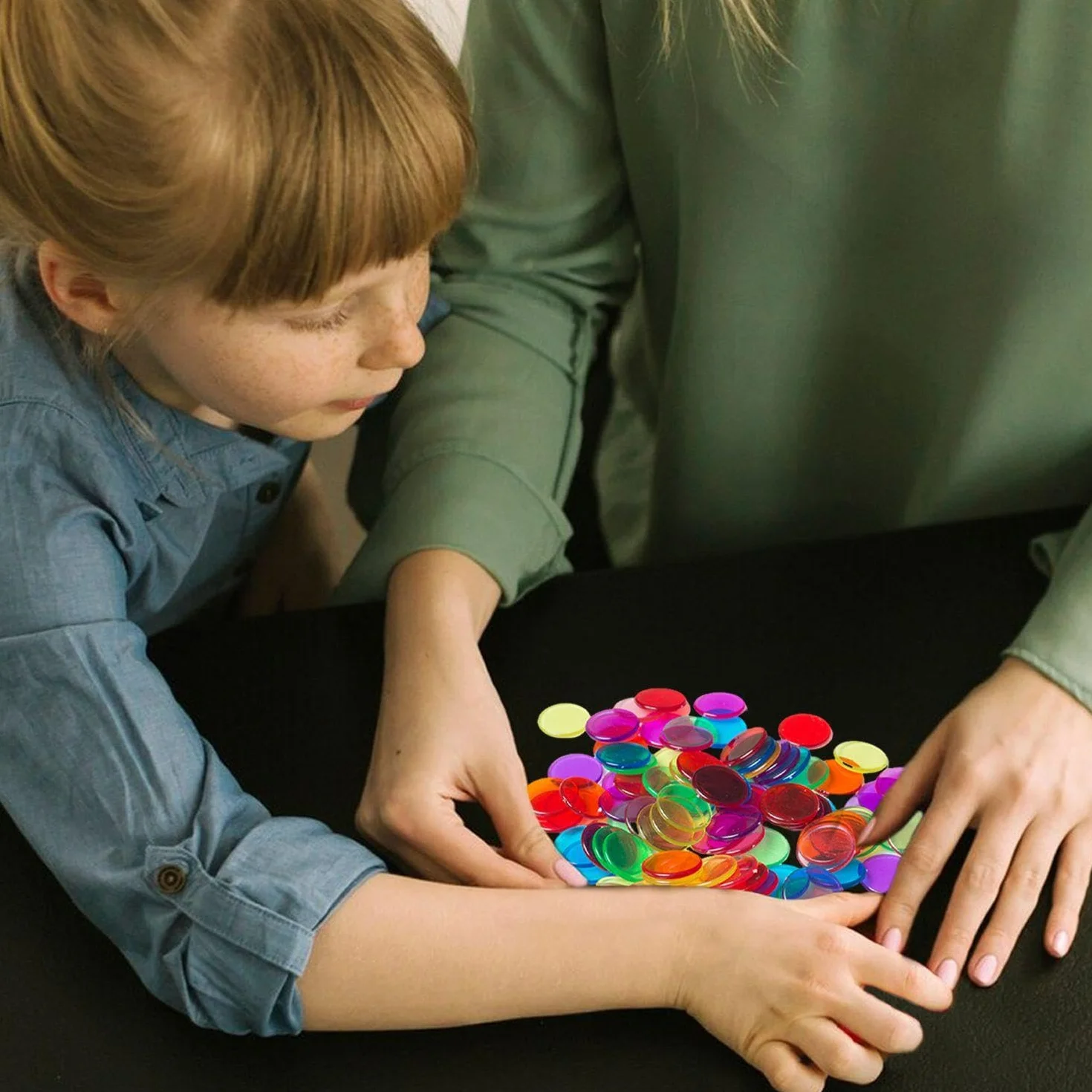 400 sztuk monet bingo, kolorowe przezroczyste dyski, żetony Bingo, plastikowe markery umiejętności, akcesoria edukacyjne do bingo