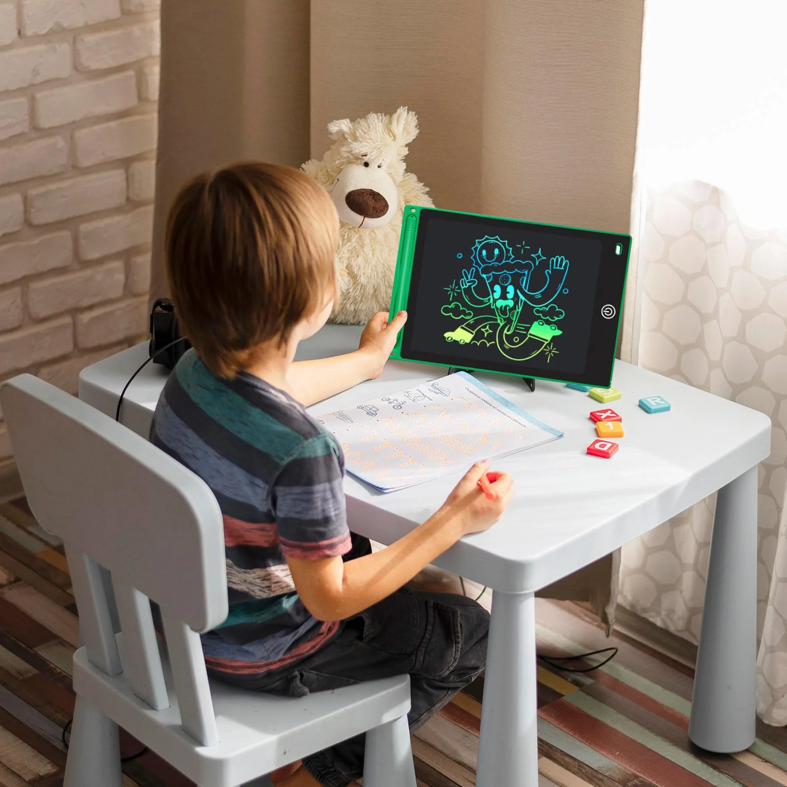 2-pak tabletów do pisania LCD, kolorowa tablica Doodle Board dla dzieci, elektroniczny rysunek, tablet do rysowania, prezenty dla dzieci w wieku 3-10 lat (niebieski i zielony)