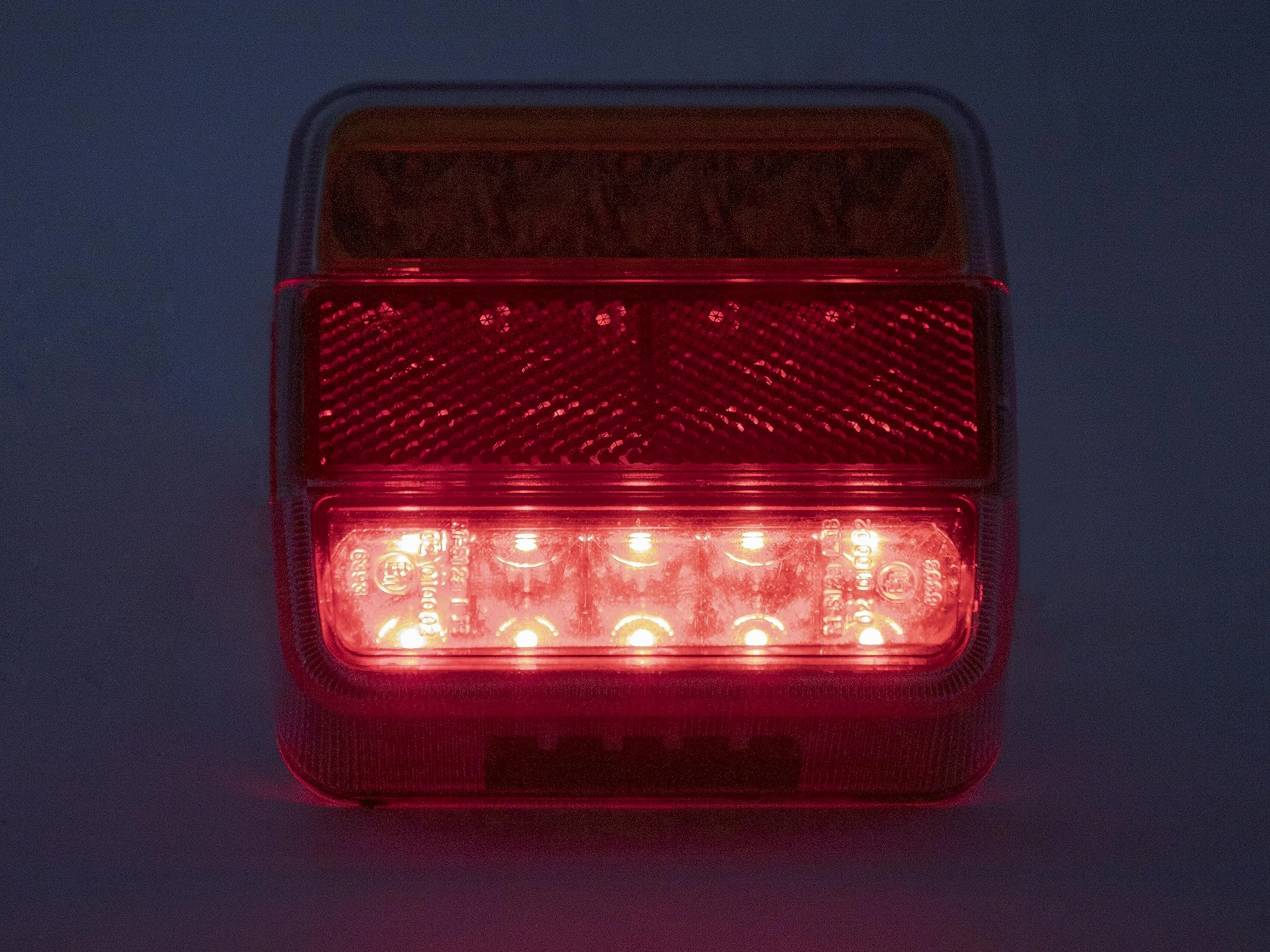 Zestaw lamp LED do przyczepki z magnesem