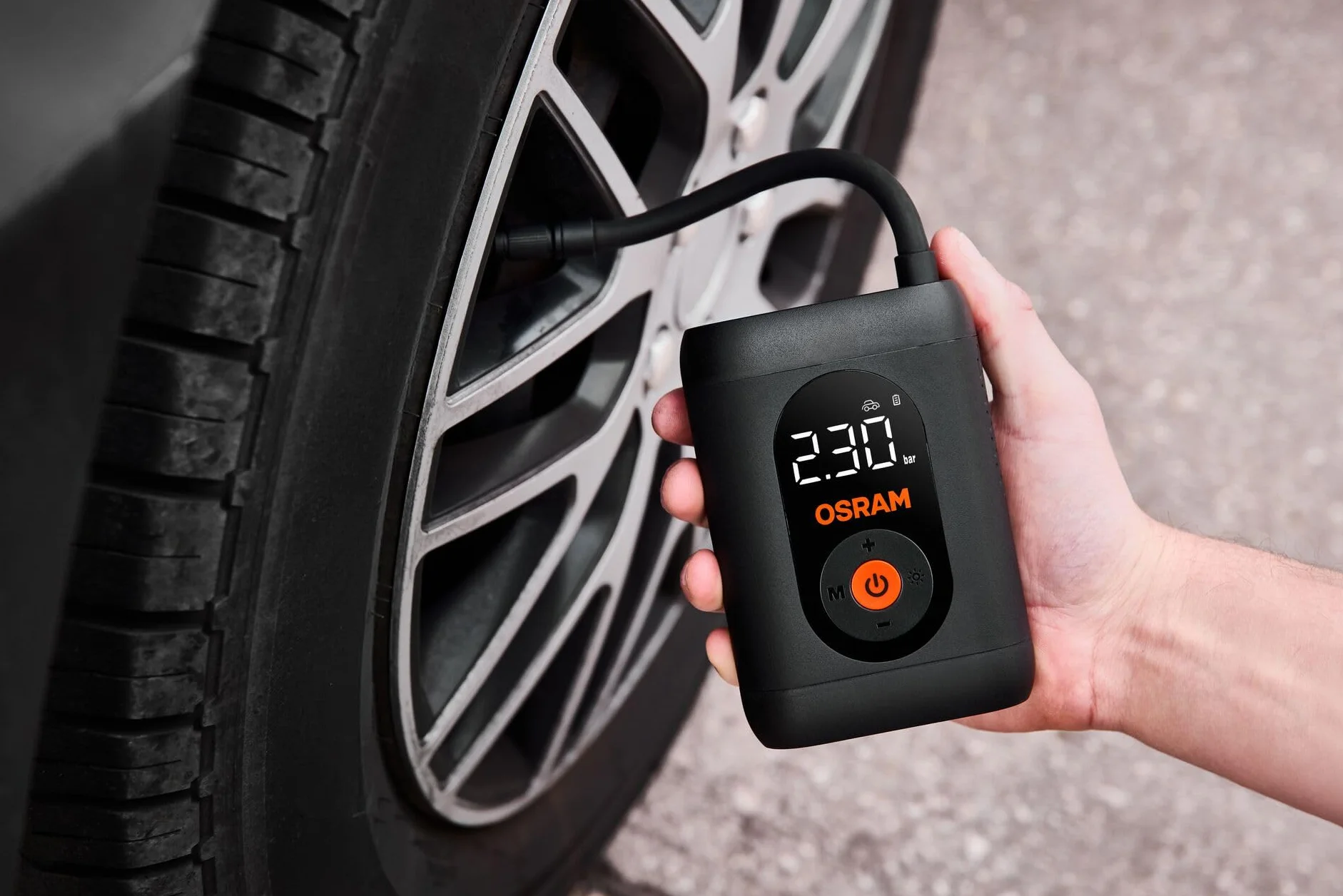 OSRAM TYREinflate 1600 ESSENTIAL bezprzewodowa cyfrowa pompka do opon 20 cm