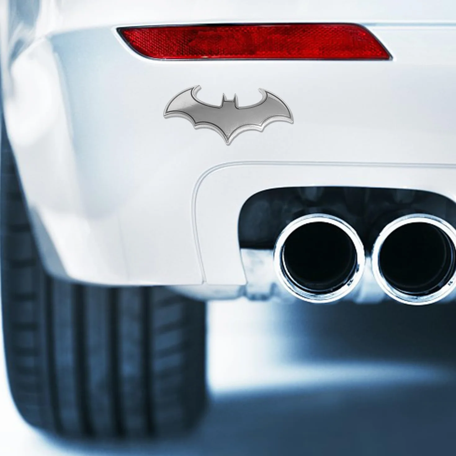 Naklejki samochodowe Batmobil Elees metalowe srebrny czarny