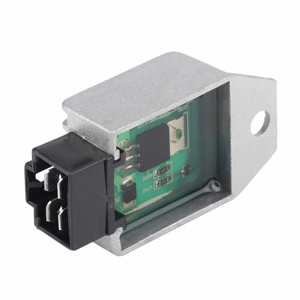 12 V 4-pinowy prostownik regulatora napięcia, prostownik Keenso męski regulator gniazda do skuterów GY6 od 50 cm3 do 150 cm3 ATV