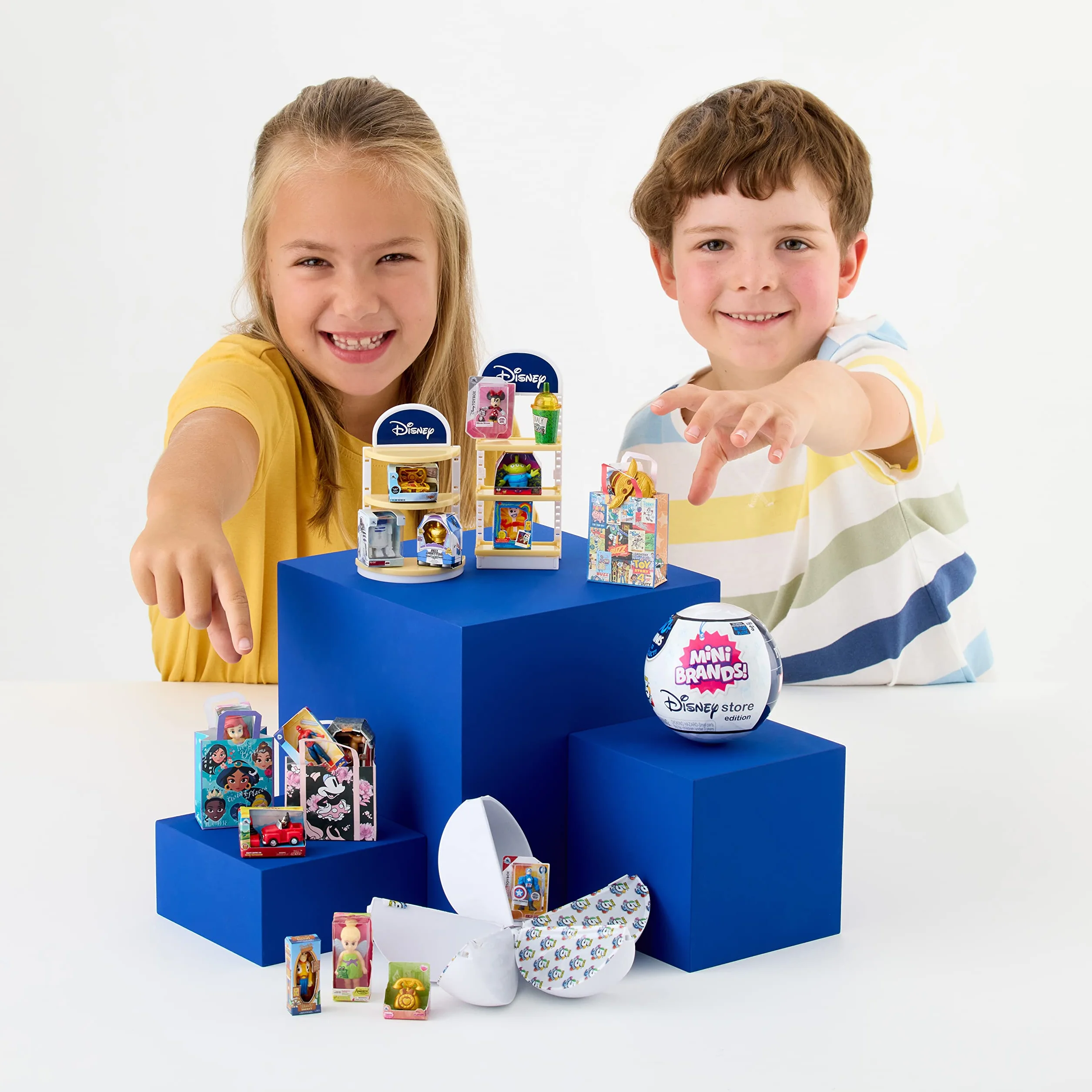 Mini Brands Disney Store Seria 1, Tajemnicze kolekcjonerskie miniaturowe figurki, niespodzianka o tematyce Disneya, kolekcjonerska minis, opakowanie na ciemno, artykuły kolekcjonerskie Disneya (2