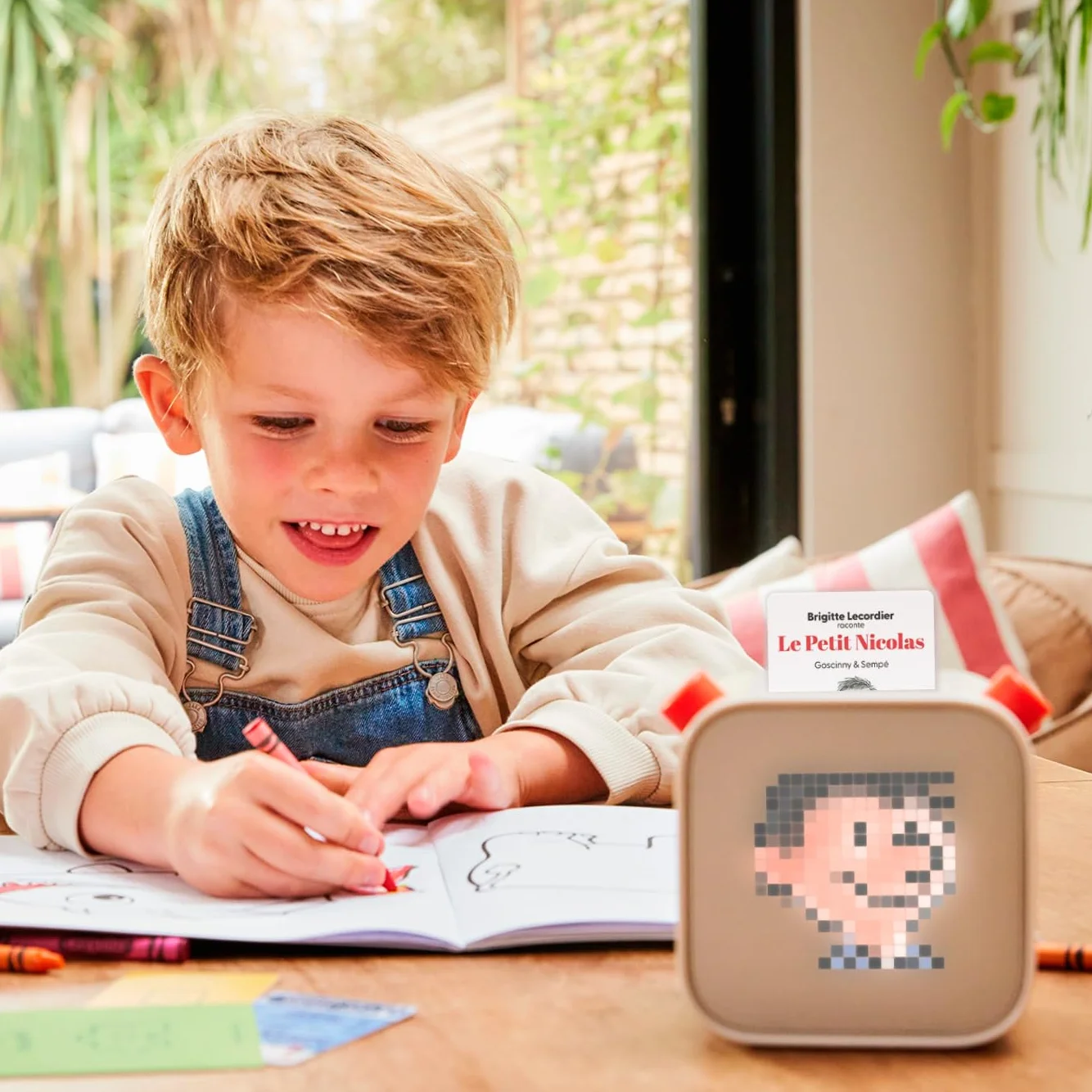Yoto Moje zdjęcia piosenek przedszkolnych - Dzieci francuska karta audio do użytku z graczem i Mini odtwarzaczem audio All-in-1, bez ekranu z muzyką na czas odtwarzania i podróże, wiek 1+
