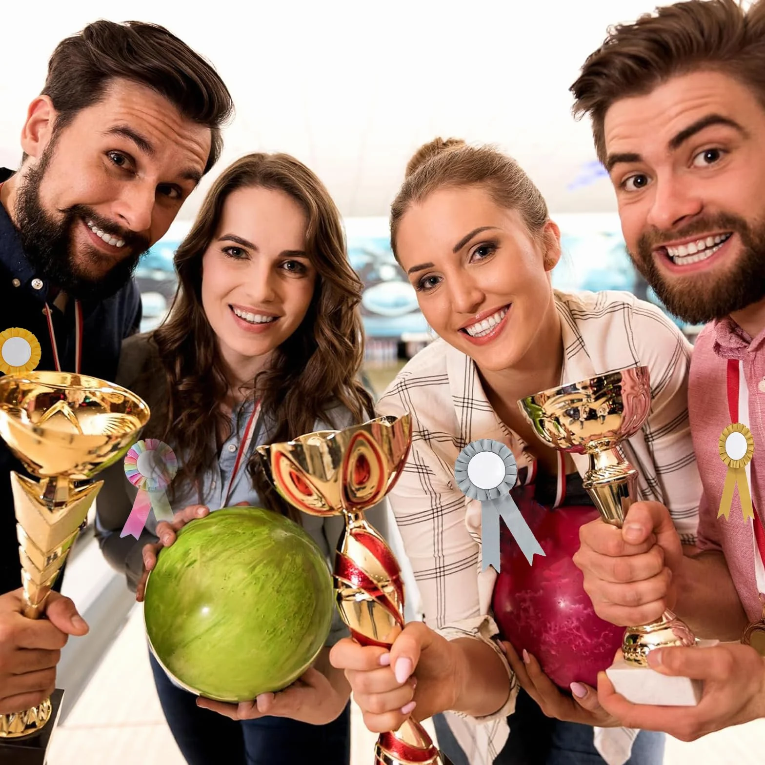 8 sztuk rozetek Hobby Horse Rozet, rozety dla zwycięzców, róże dla zwycięzców zabawa i wibracje kolory złoty srebrny żółty i tęczowy na imprezy sportowe pokazy talentów w klasie