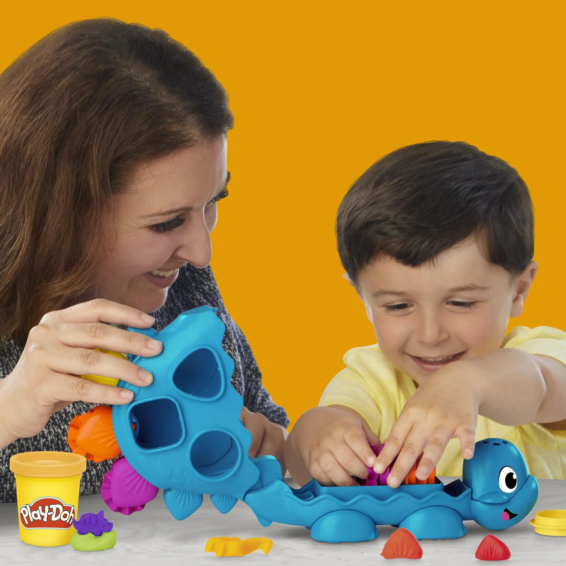 Zabawkowy zestaw startowy Play-Doh Dinozaur z kształtami i kolorami