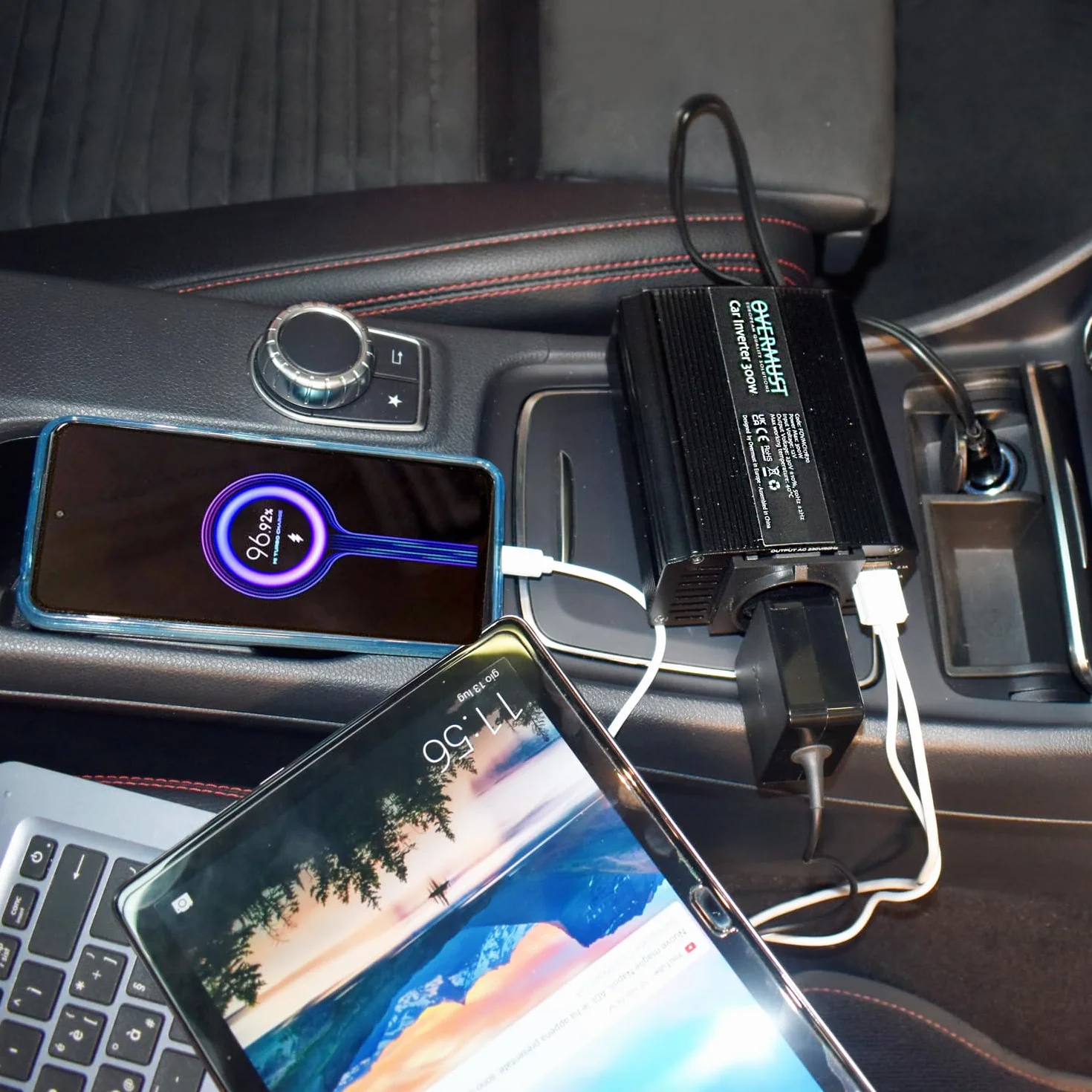 Przetwornica Samochodowa 12v;220v;300W - Przejściówka Gniazda Samochodowego, Gniazda elektrycznego - Transformator z Podwójnym Portem USB - Wentylator Chłodzący