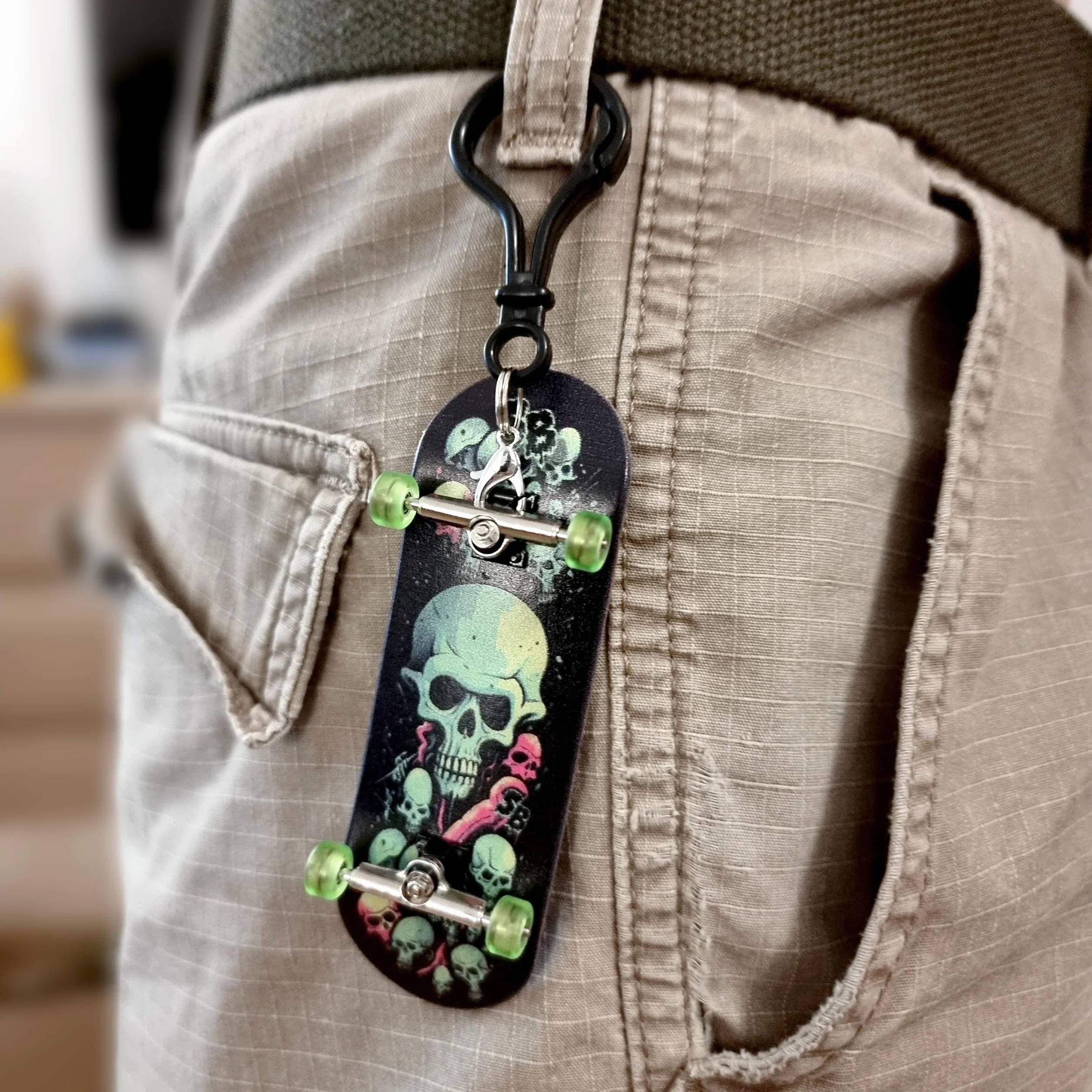 SPITBOARDS 34 mm x 96 mm | Real Wood Deck | Pro Trucks | Lock-Nuts | Pro Bushings | Poliuretan Wheels with Bearings