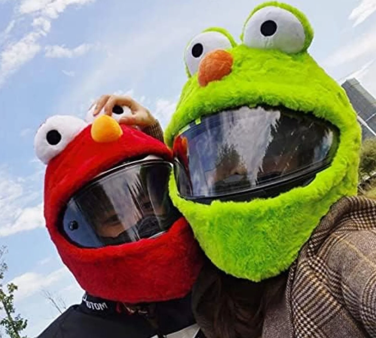 Pluszowy pokrowiec na kask motocyklowy zabawny ochronny nakrycie głowy w kształcie żaby