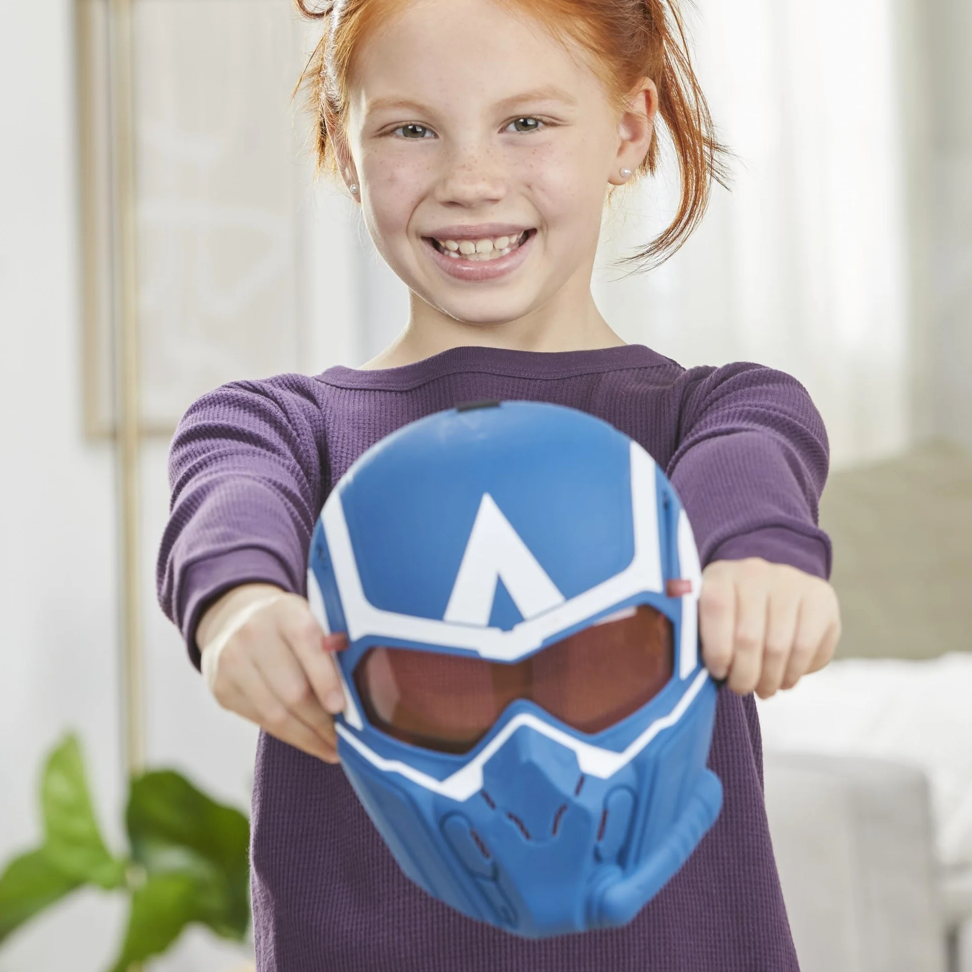 Maska do latania z filmu wytwórni Marvela Captain America Brave New World, zabawka do odgrywania ról