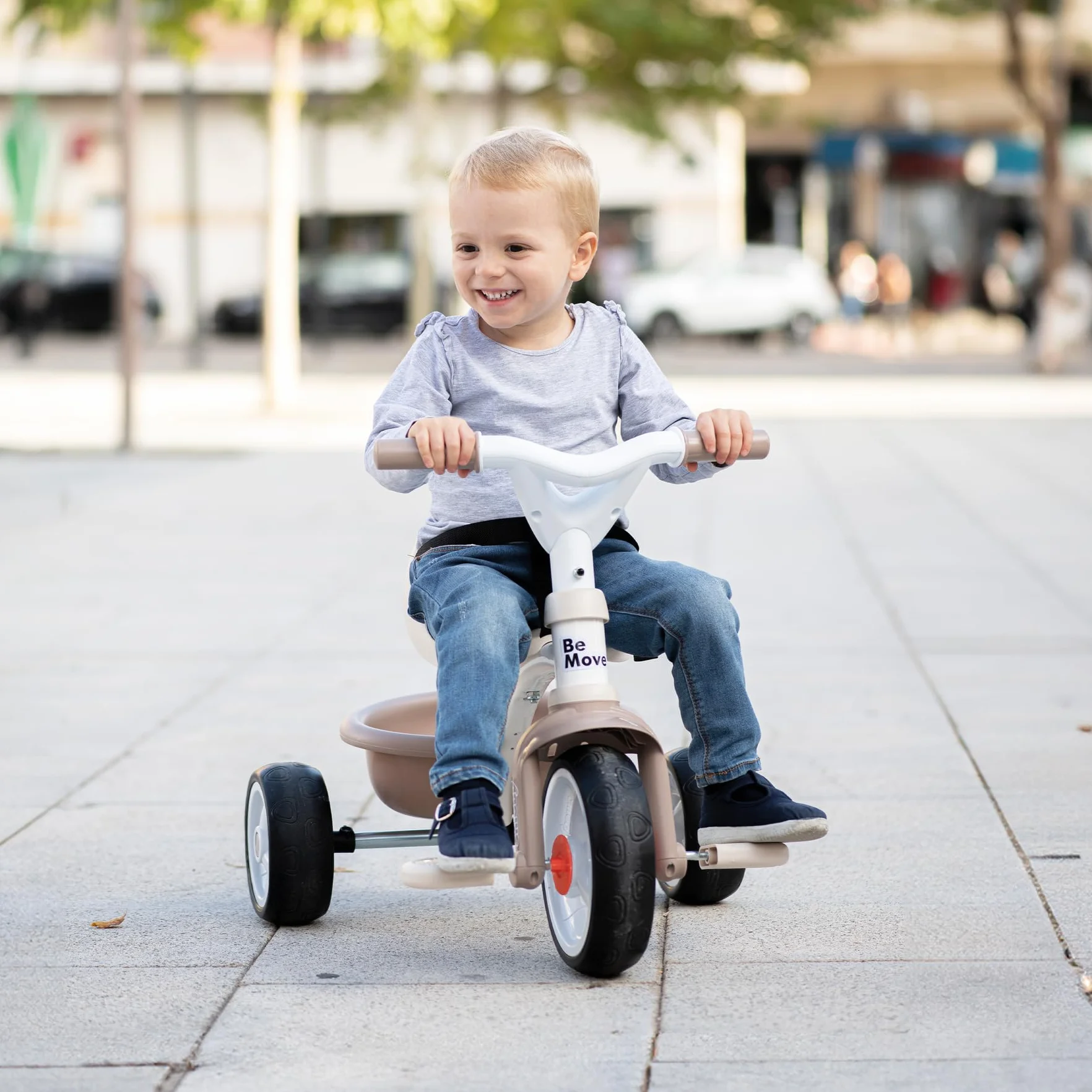 Smoby - Be Move Beige Tricycle - 2 w 1 Evolutionary - Pas bezpieczeństwa, rączka dla rodzica regulowana na 3 poziomach - Od 15 miesięcy do 4 lat - Wyprodukowano w Hiszpanii