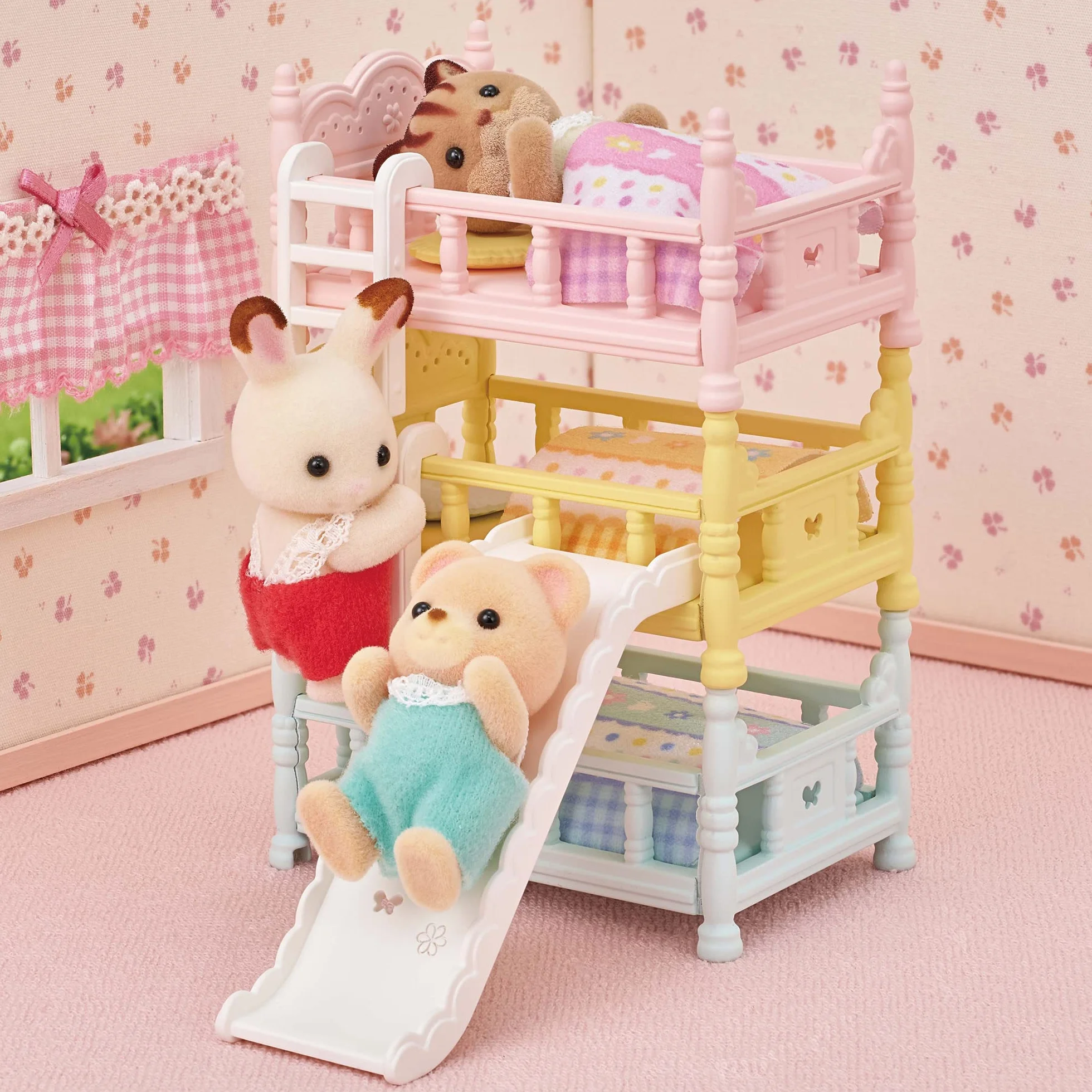 Sylvanian Families - 5741 Potrójne łóżko - Zestaw do zabawy