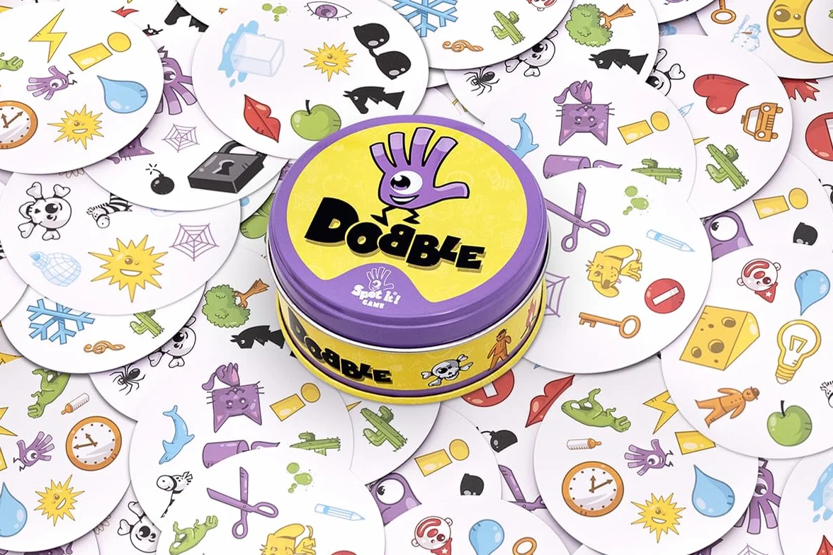 Rebel | Dobble (nowa edycja polska) | Gra rodzinna | Dla dzieci i dorosłych | Na imprezę | Wiek 6+