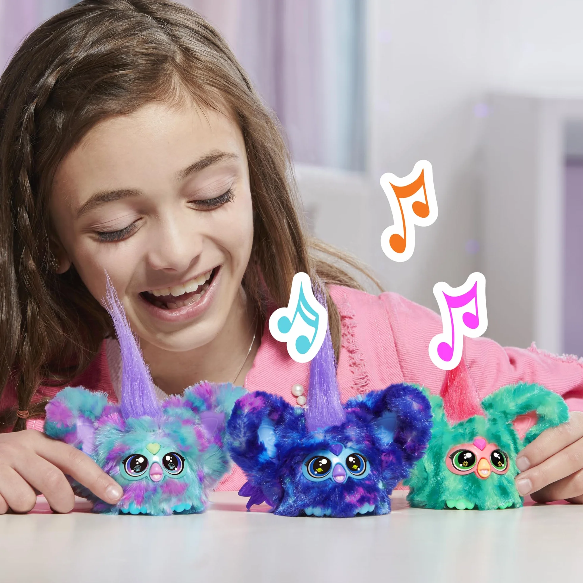 Furby Furblets Miniaturowy przyjaciel Mello-Nee, ponad 45 dźwięków, muzyka w stylu letniego odpoczynku i frazy w j. furbijskim, elektroniczne zabawki pluszowe dla dziewczynek i chłopców