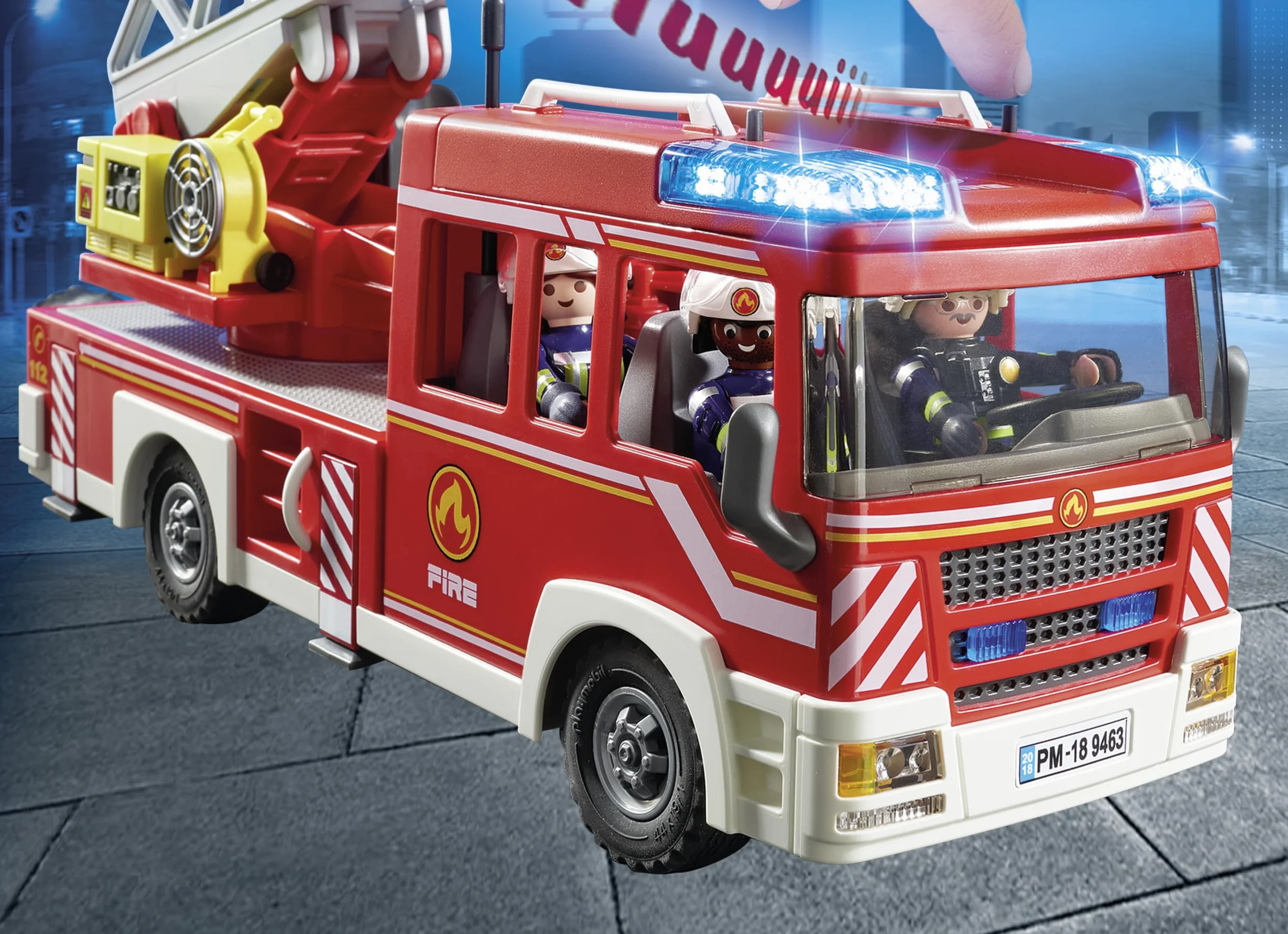 PLAYMOBIL City Action 9463 Samochód strażacki z drabiną, z drabinką i możliwością połączenia z modułem zdalnego sterowania RC, od 4 lat