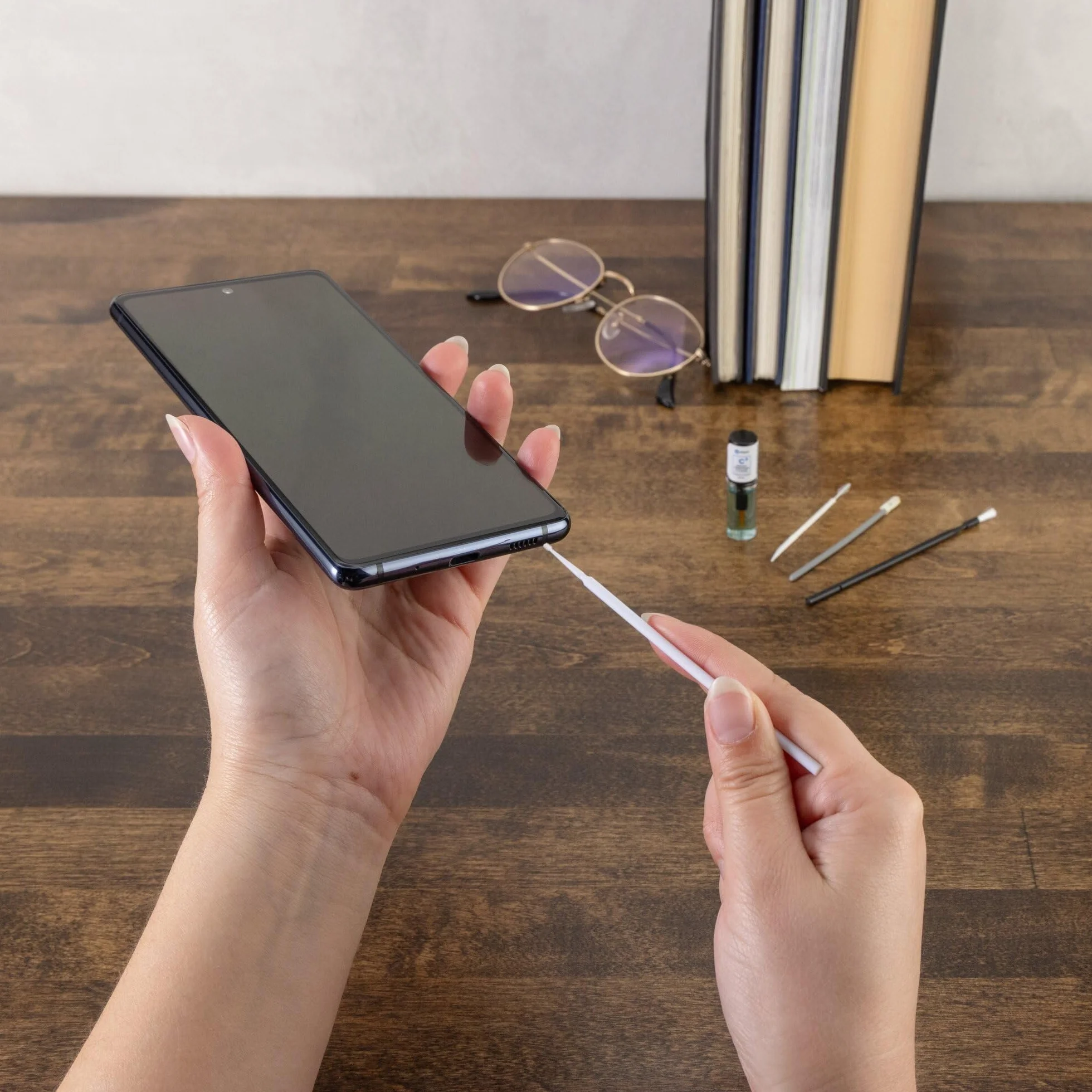 iFixit Zestaw do precyzyjnego czyszczenia Telefon Laptop Tablet