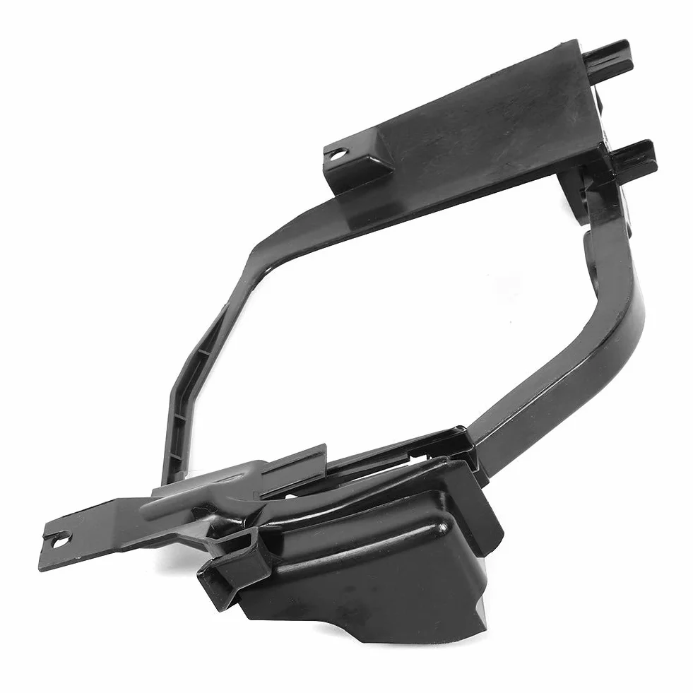 Wspornik reflektora do BMW serii 5 E60 E61 525i 528xi prawy