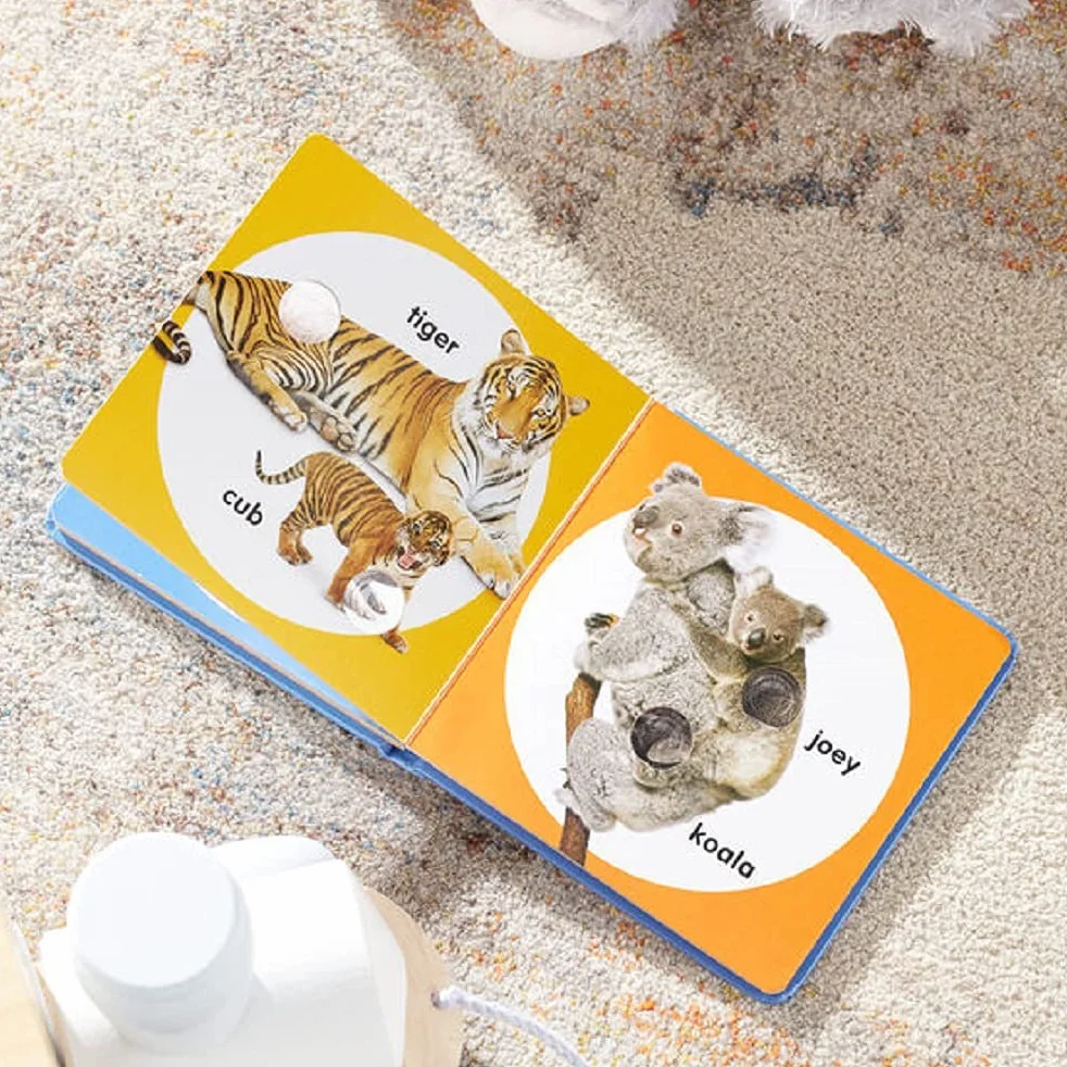 Melissa & Doug 41531 Poke-a-Dot Rodziny dzikich Zwierząt | Książki Aktywności | 3+ | Prezent dla chłopca lub dziewczynki