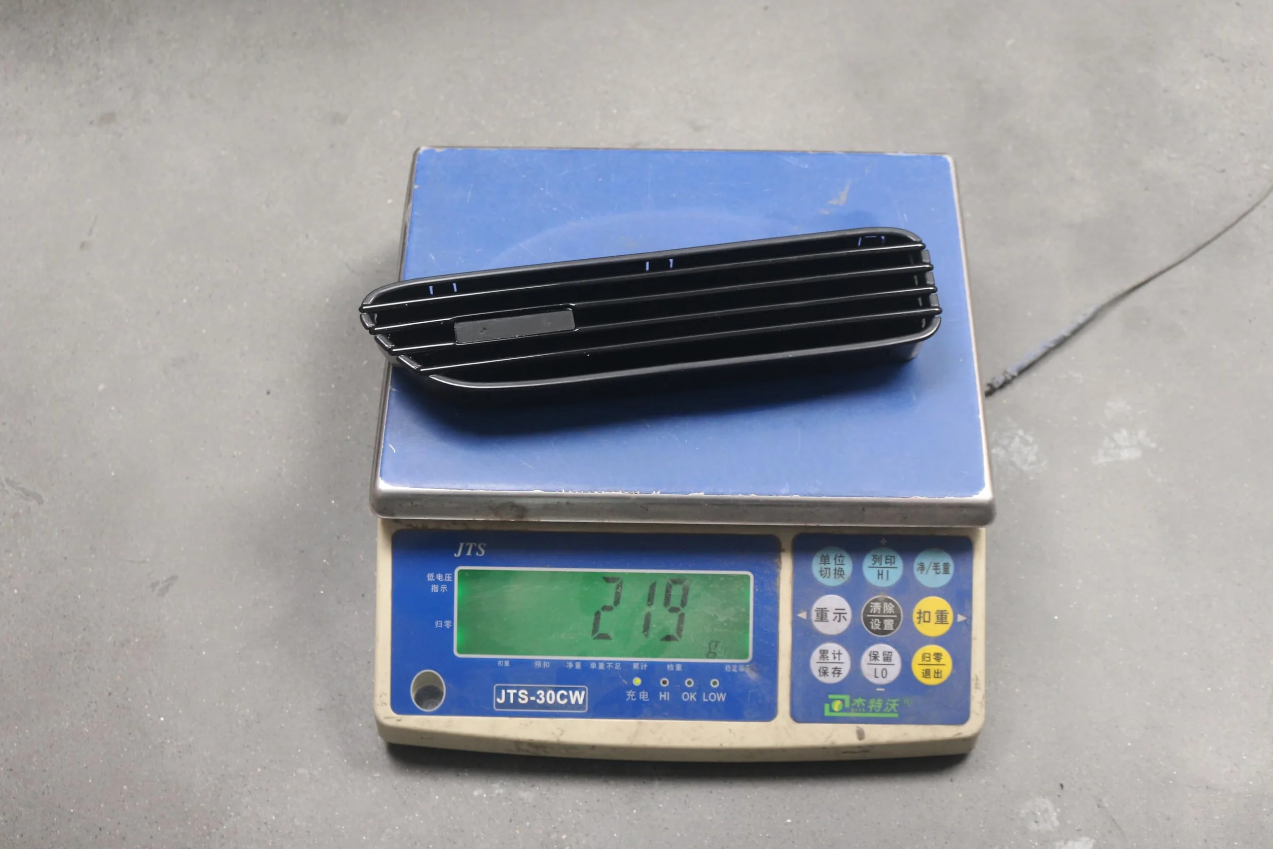 Wymiana Nawiewu Bocznego Grilla dla E46 M3 2001-2006 OEM 51137895914 Boczne Nawiewy