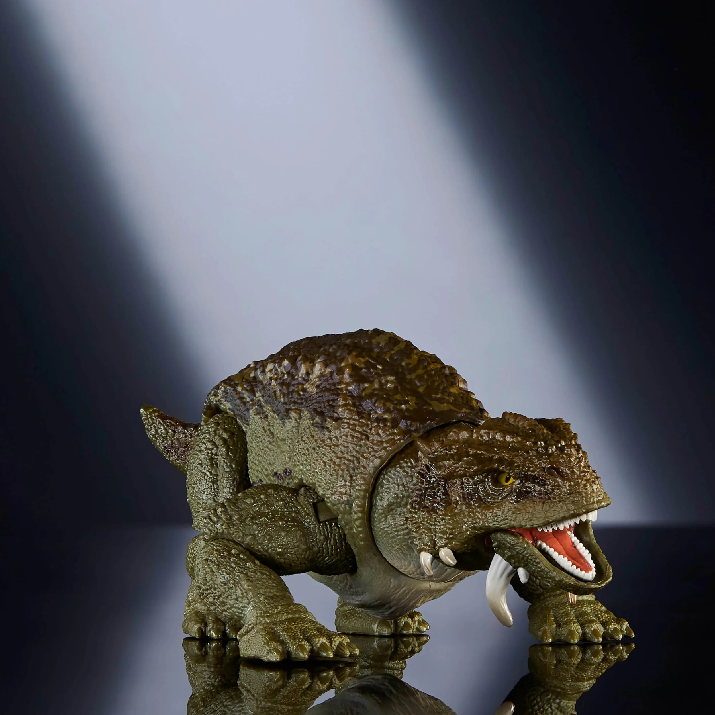 Mattel Jurassic World Kolekcja Hammonda Skutozaur Figurka dinozaura premium ze szklanymi oczami i 14 ruchomymi punktami, zabawka dinozaur dla dzieci od 8 roku życia i kolekcjonerów, JDJ08