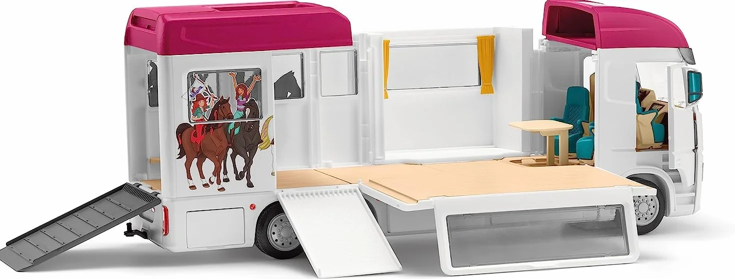 schleich HORSE CLUB | Transporter dla koni 42619 | z boksem, 3 końmi, Lisą, jej rodzicami i akcesoriami | idealny prezent dla dziewczynek i chłopców | zabawka z końmi od 5 lat | zestaw 227 elementów