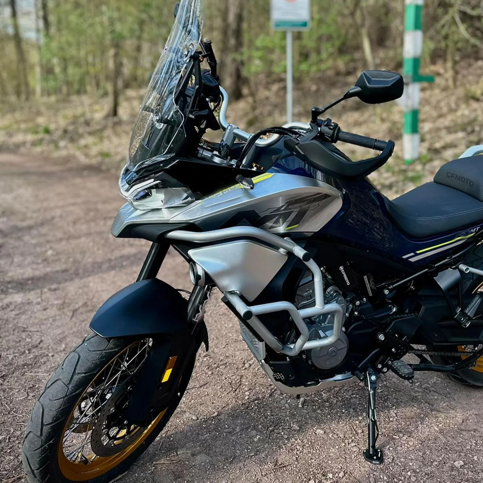 Kołki do autostrady silnika, stalowe motocyklowe, osłona zderzaka, srebrne, pasują do CFMOTO CF MOTO 800MT 800 MT, akcesoria 2021, 2022, 2023, 2024, srebrne