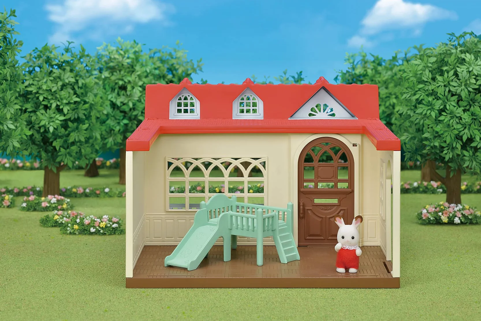 Sylvanian Families Słodki Malinowy Domek Zestaw do Zabawy, Wielokolorowy, Od 3 Lat