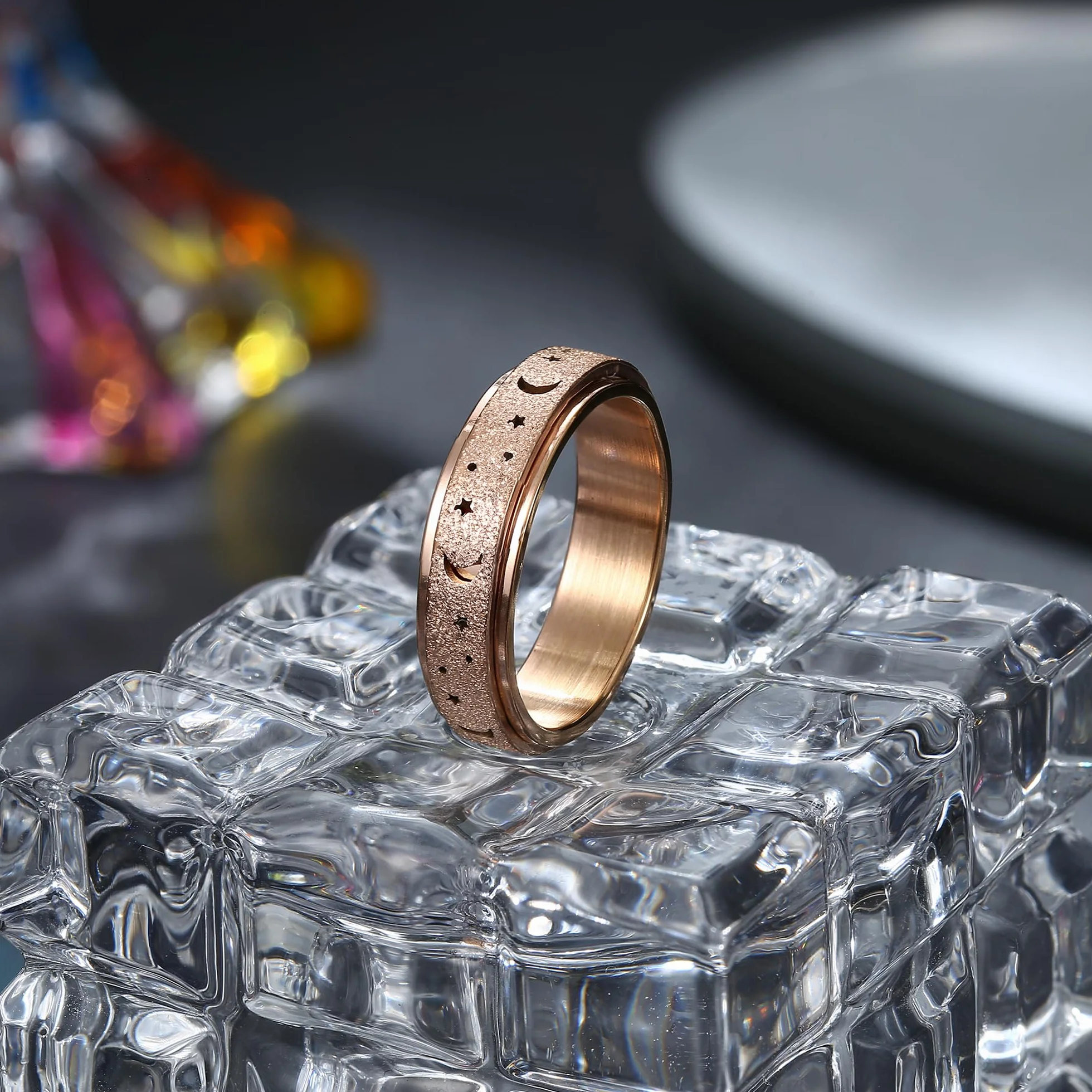Diamday Pierścienie lękowe Spinner Pierścienie stresowe Lęk Relief Fidget Band Pierścień dla kobiet Mężczyzn Pierścienie ze stali nierdzewnej Przeciwstresowe Księżyc Gwiazda Piasek Blast Wykończenie