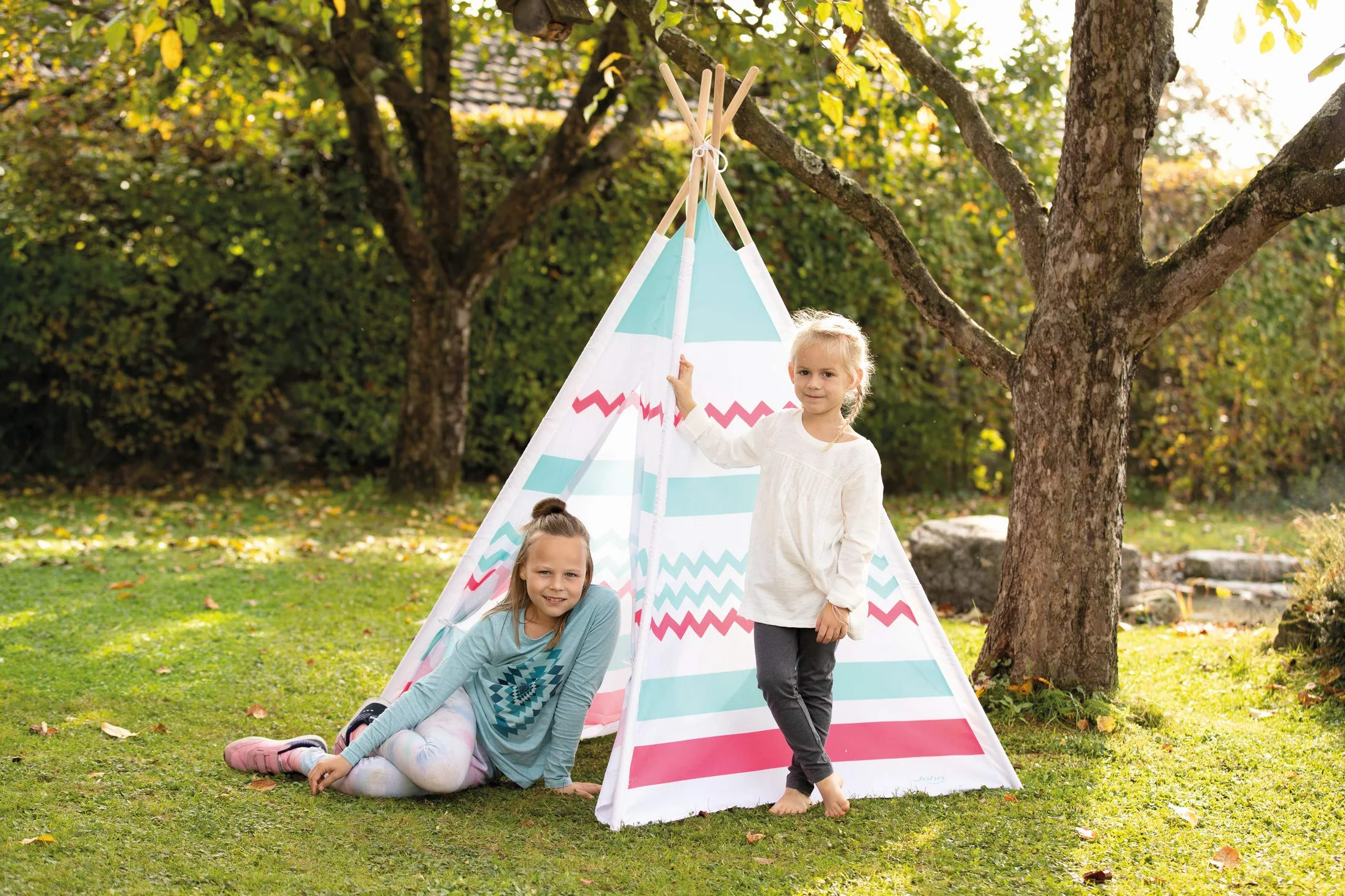 John 130077204 Duży, przestronny namiot TIPI z tkaniny, 120 x 120 x 160 cm, dla dzieci od 3 lat