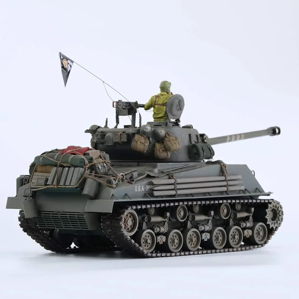 HOOBEN 1/16 M4A3E8 Fury Sherman Brad Pitt czołg z kamuflażem Master Weathering+figurka+Zimmerit