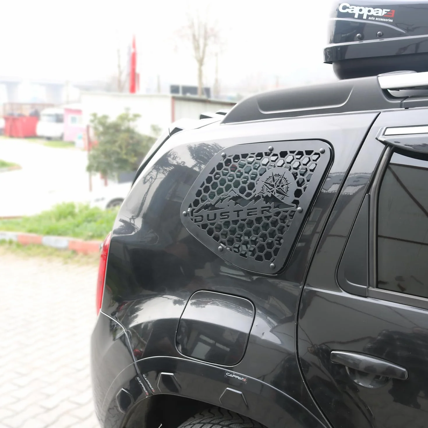 Metalowe osłony motylkowe 2-pak czarne do Dacia Duster 2010-2017