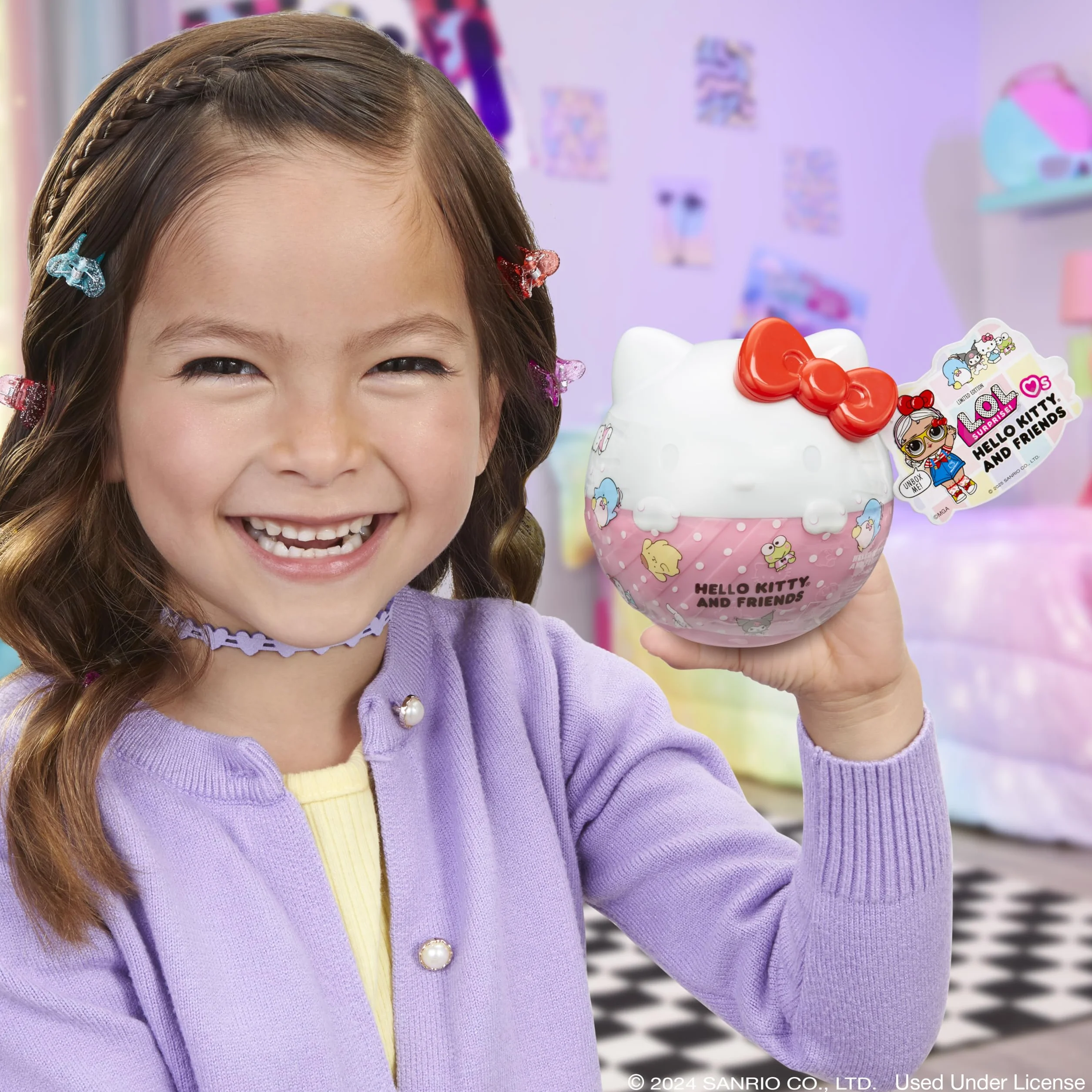 L.O.L. Surprise! Loves Hello Kitty and Friends Tots – Zestaw Zawiera 1 Laleczkę ze Strojami i Akcesoriami, w Opakowaniu w Kształcie Hello Kitty. Opakowanie-niespodzianka. Zbierz wszystkie 8 laleczek