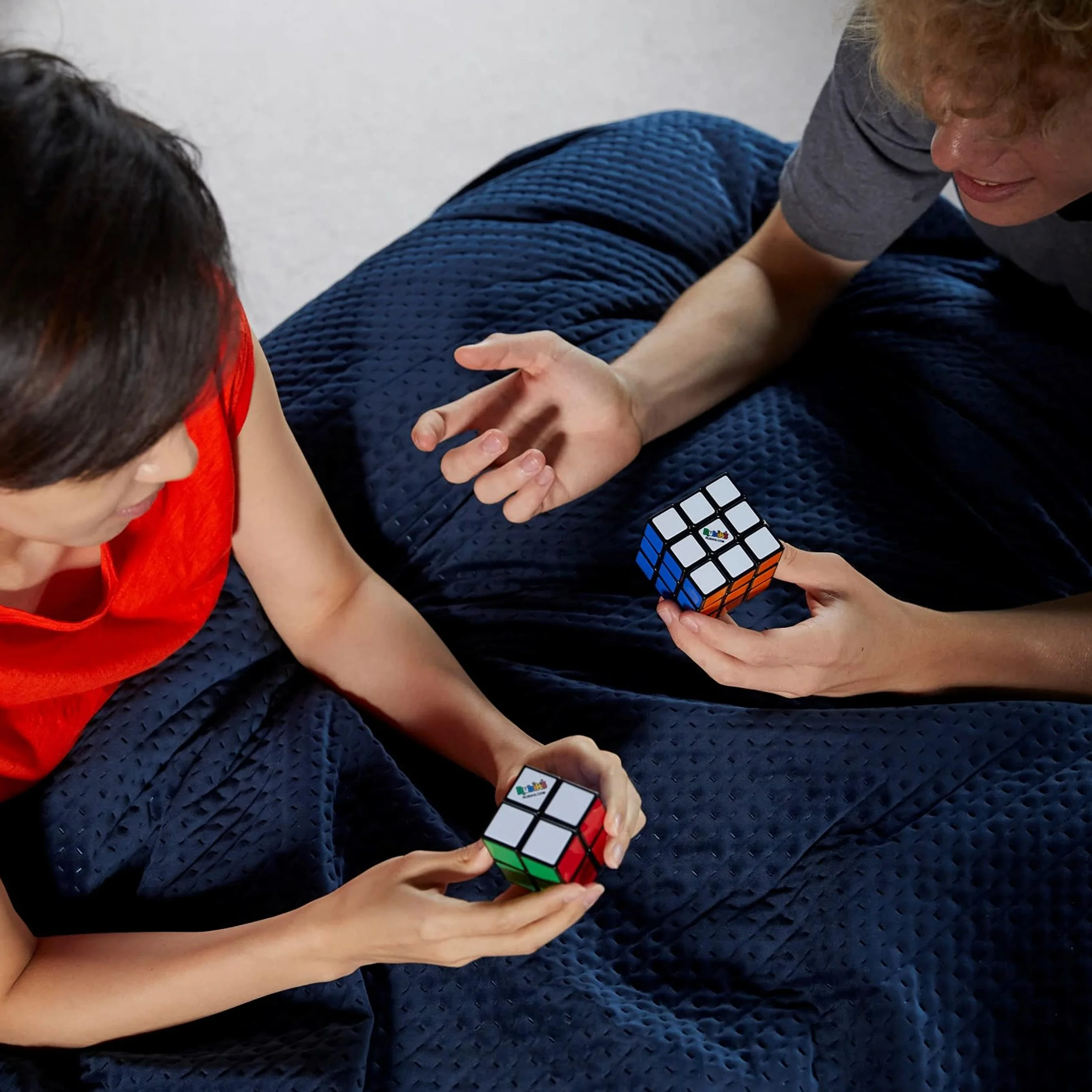 Kostka Rubika, Podwójny zestaw oryginalnej gry 3x3 i wersji Mini 2x2 z dopasowanymi kolorami i rozwiązywaniem problemów, Logiczna gra dla dzieci i dorosłych w wieku od 8 lat