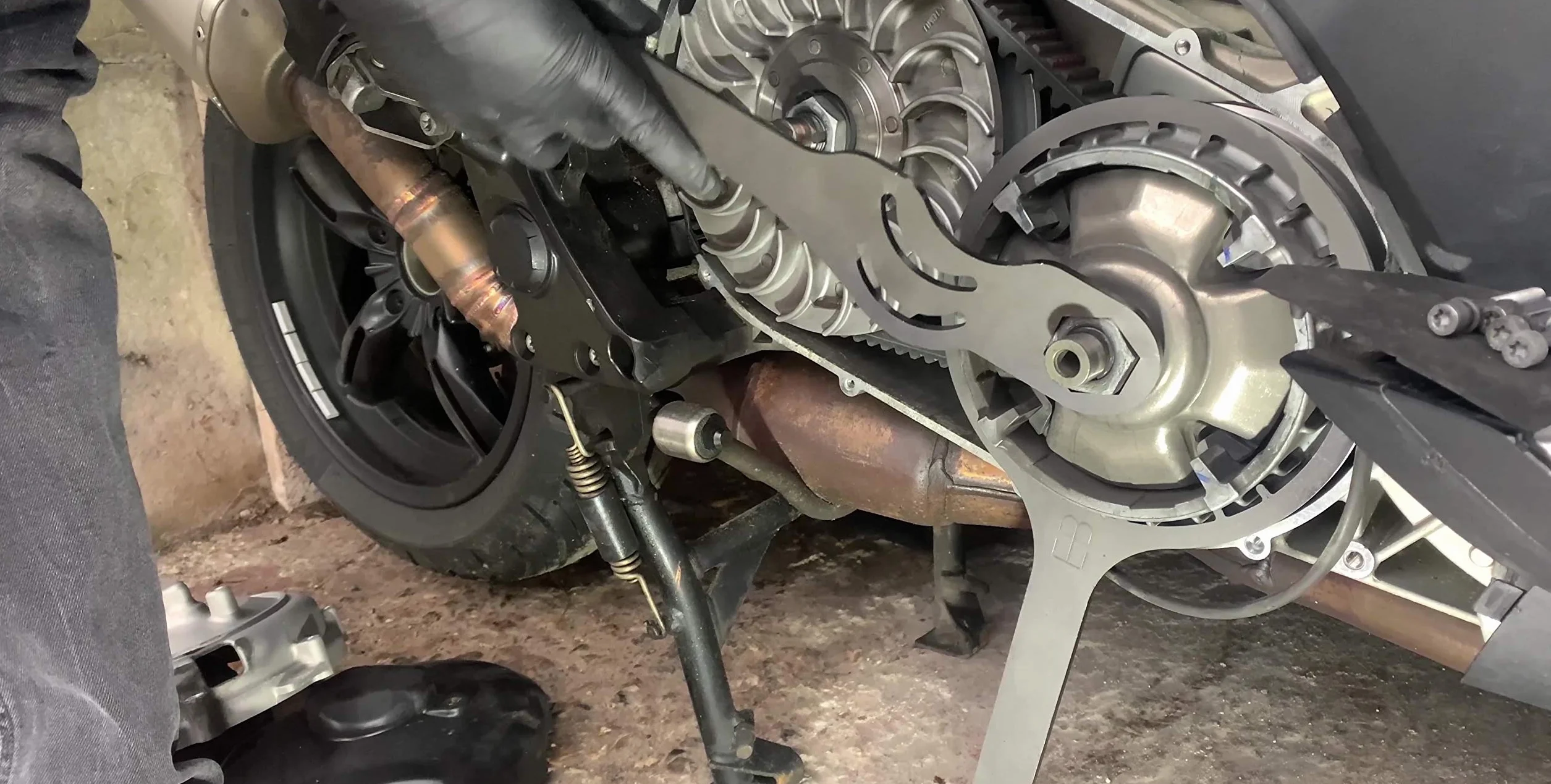 Easyboost Klucze Blokada Wariatora Korektor momentu obrotowego Sprzęgło do BMW C600-C650 Niezbędne narzędzia do demontażu rolki wariatora pasek napędowy sprężyna centralna sprzęgła tylnego