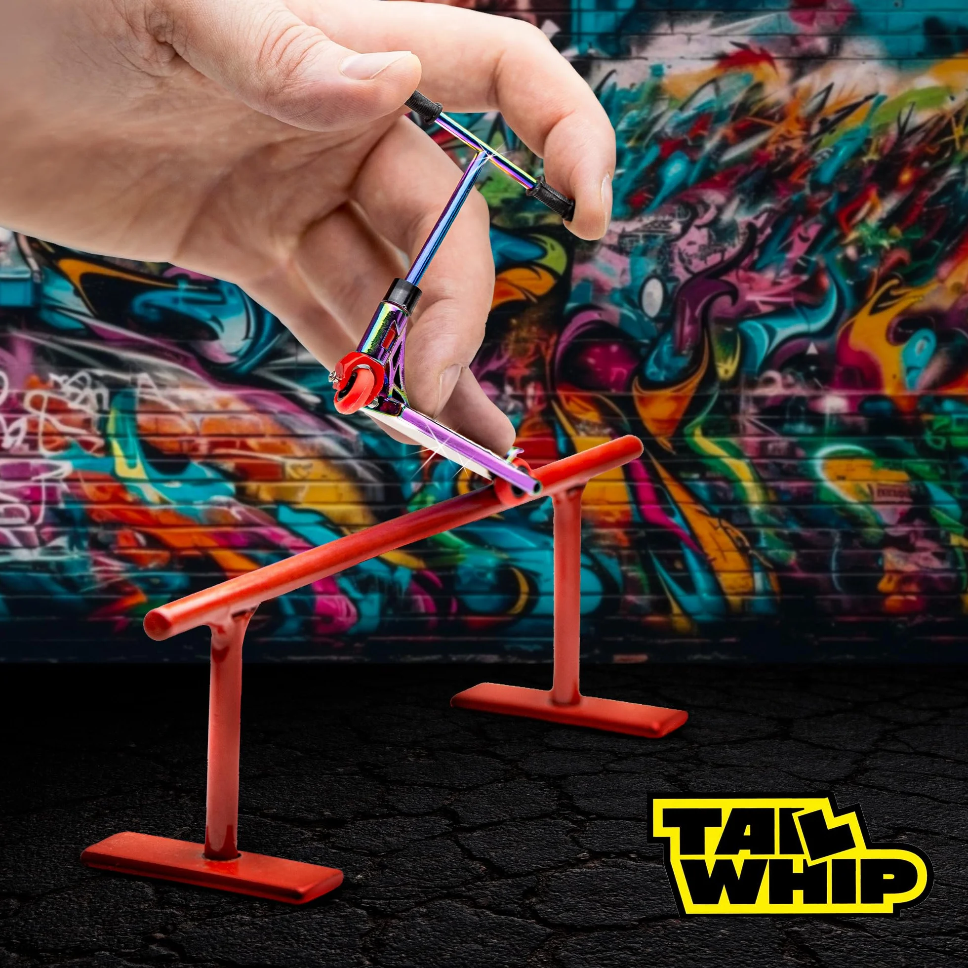 Finger Scooter Metalowy do Niesamowitych Trików od TAIL WHIP, Mini Hulajnoga Na Palce, Zabawka Wspomaga Motorykę Ręczną, Kompatybilna z Finger Tech Skateboard, Finger Skatepark, Finger Bike BMX, mult
