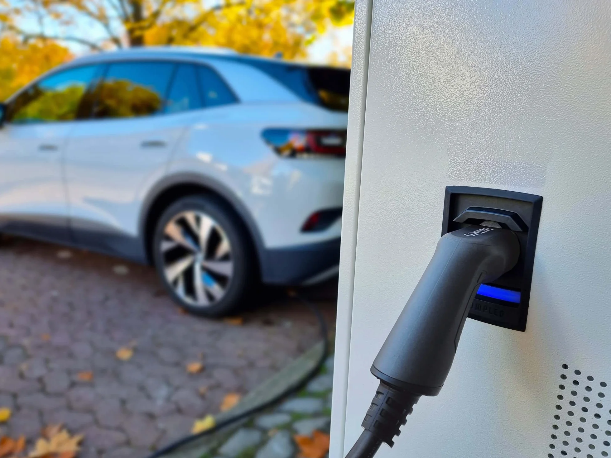 DELTACO Kabel do ładowania EV typu 2 Mennekes 3-fazowy 16A 11kW 3m