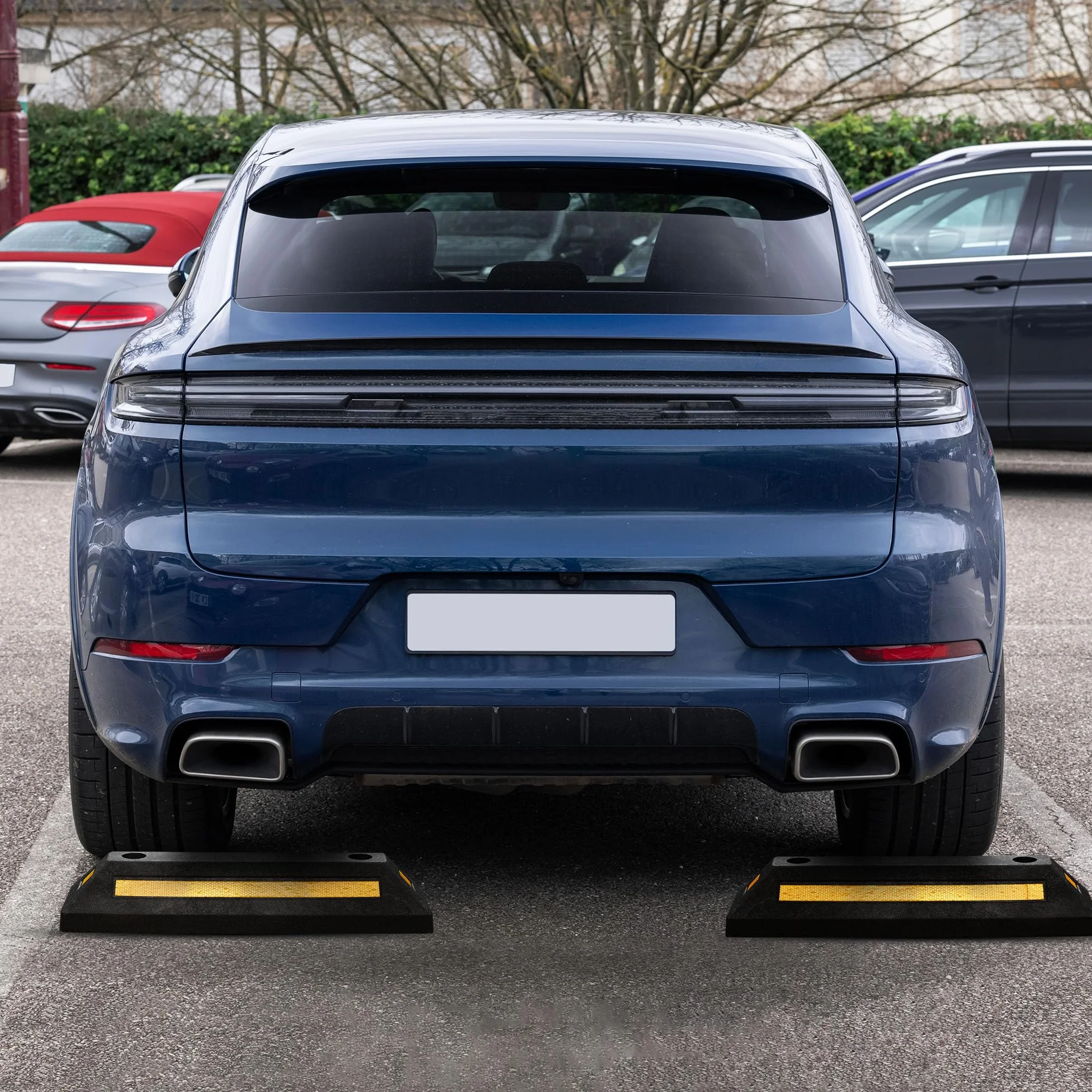 Wiltec Ogranicznik parkingowy 2 szt. 56 x 15 x 10 cm czarny z żółtą taśmą odblaskową, odbojnik gumowy do garażu i parkingu