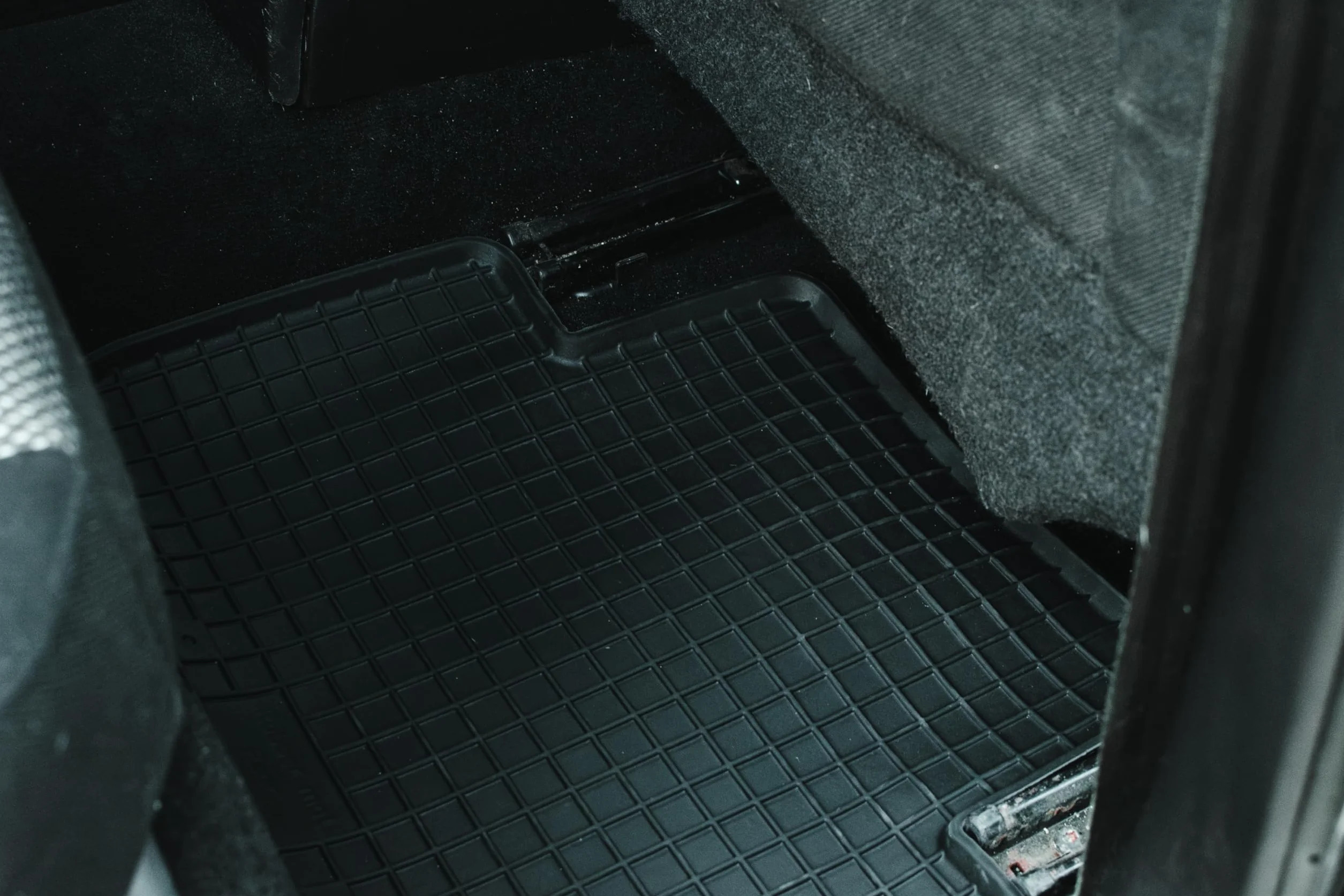 Dywaniki gumowe korytkowe Honda Insight II hatchback 2009-2014 zestaw 4 sztuki