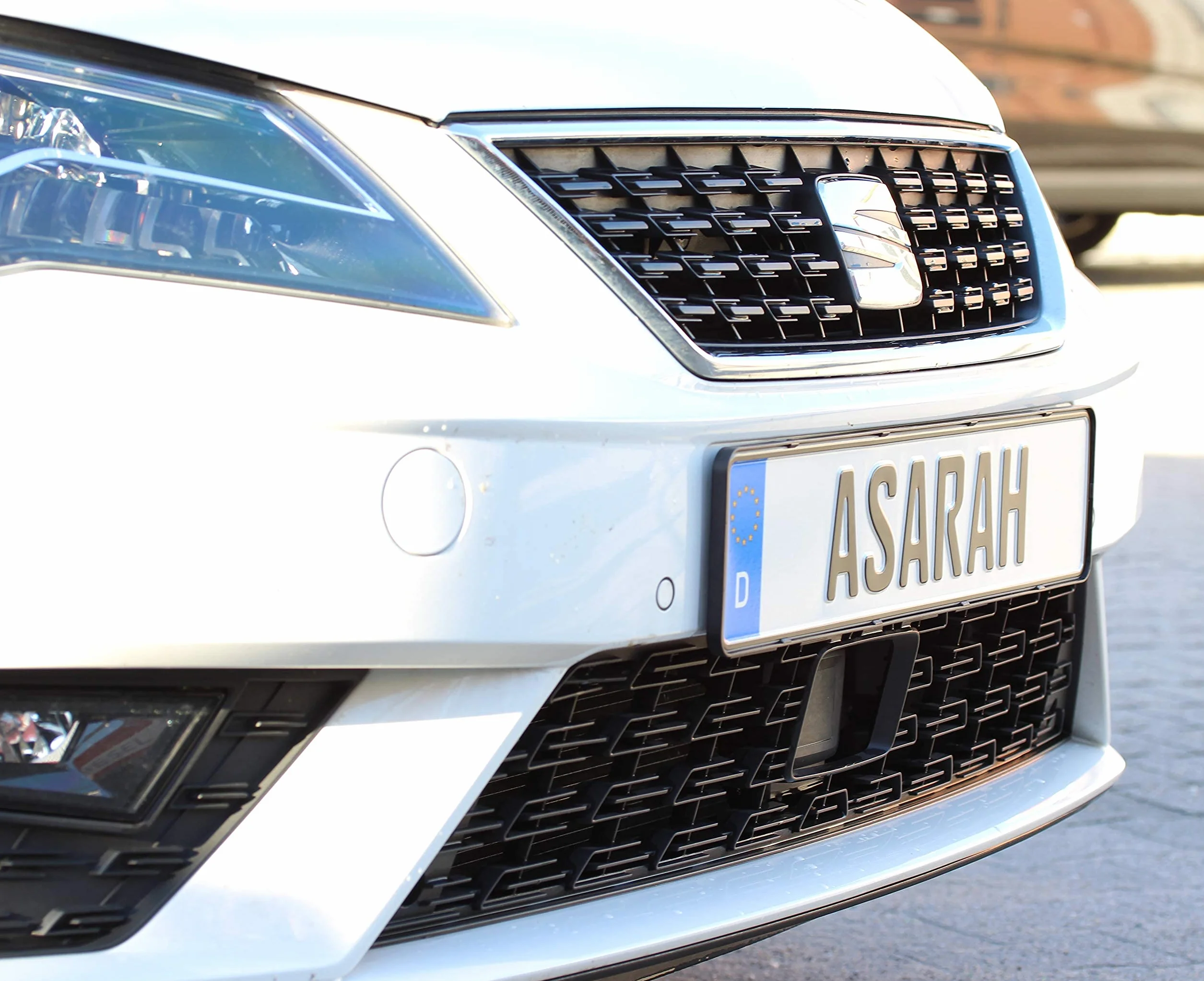 ASARAH Uchwyt tablicy rejestracyjnej 520 x 110 mm zestaw pojedynczy