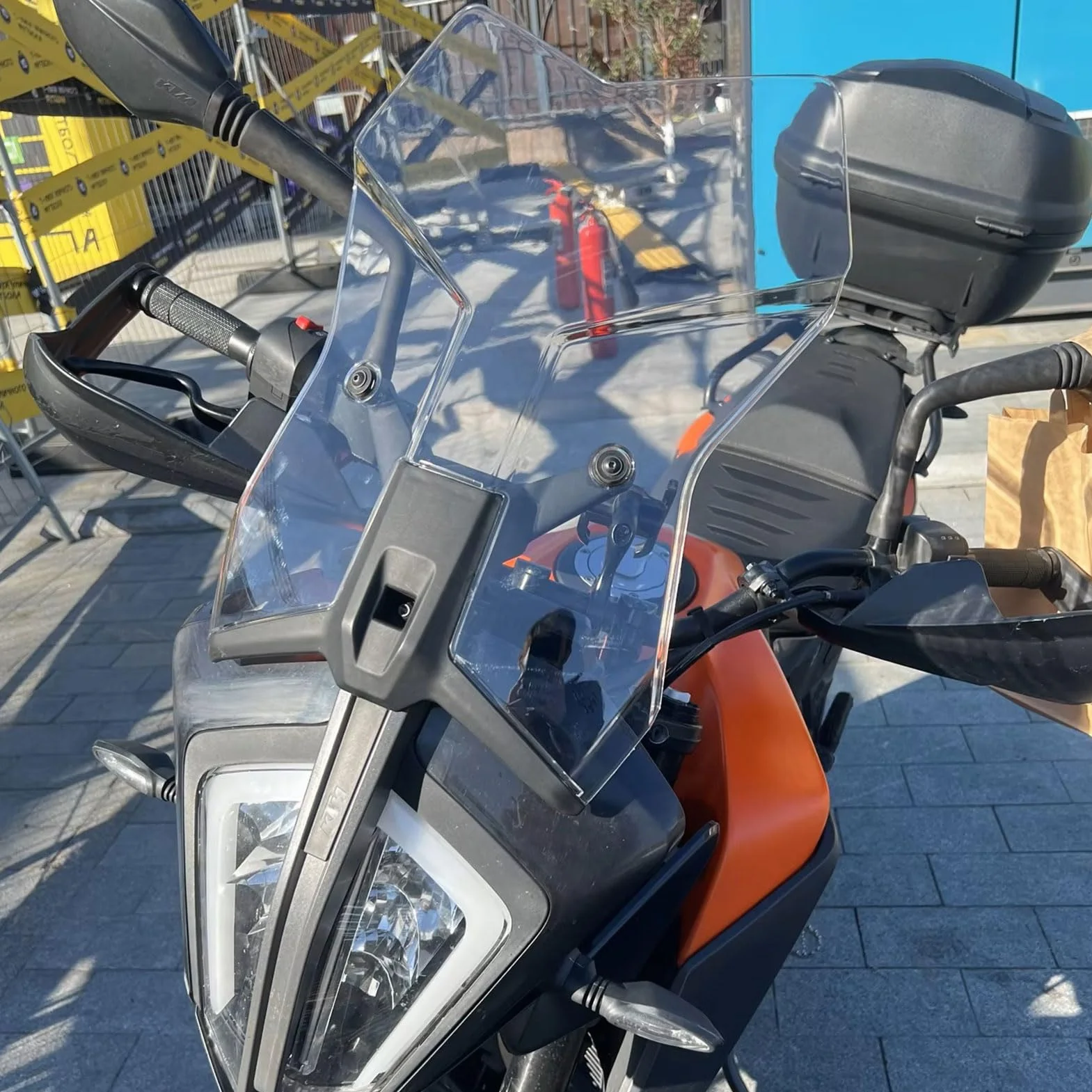 Szyba przednia K-T-M 390 Adventure 2020-2023 (lekki dym)