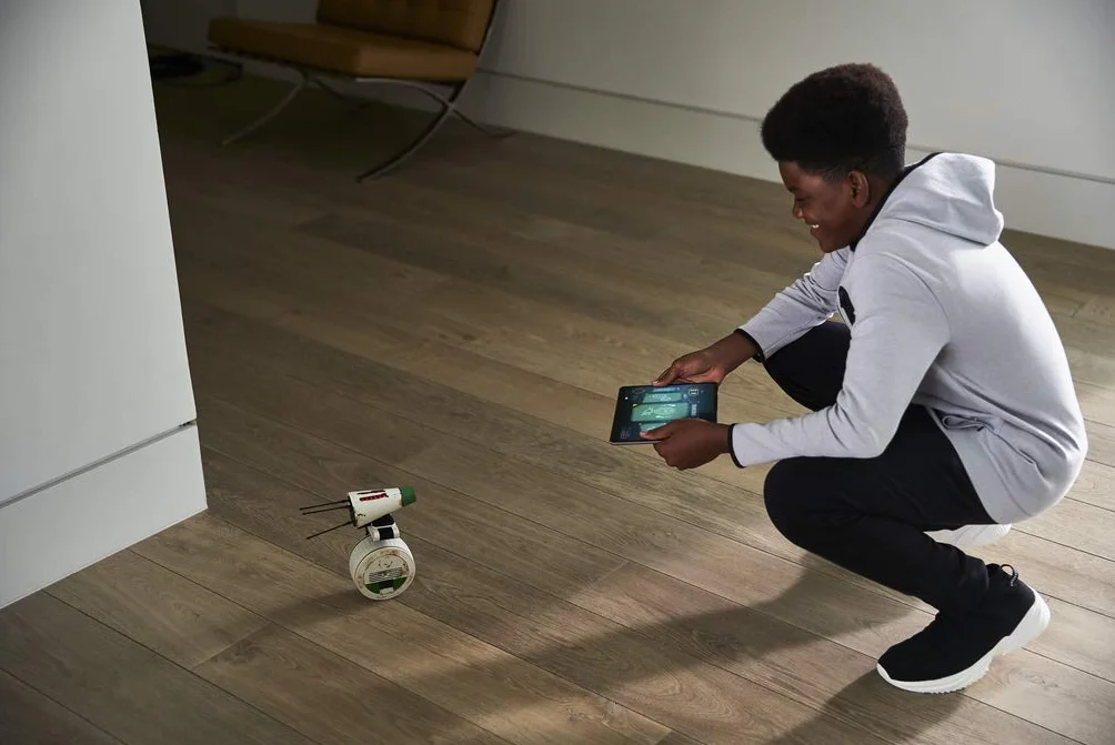 Star Wars: The Rise of Skywalker D-O interaktywny droid, sterowanie aplikacją za pomocą telefonu lub tabletu, zabawki dla dzieci w wieku od 8 lat