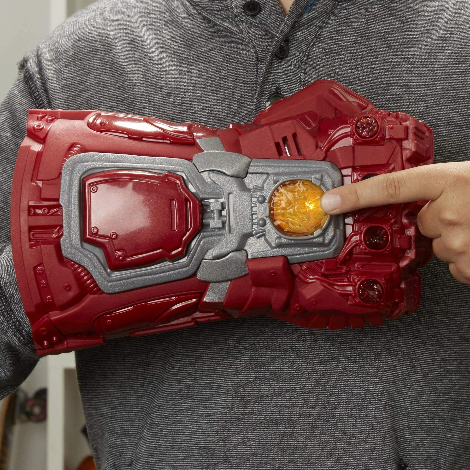 Marvel Avengers: Endgame Red Infinity Gauntlet Electronic Fist Roleplay Toy with Lights and Sounds for Children Aged 5 and Up