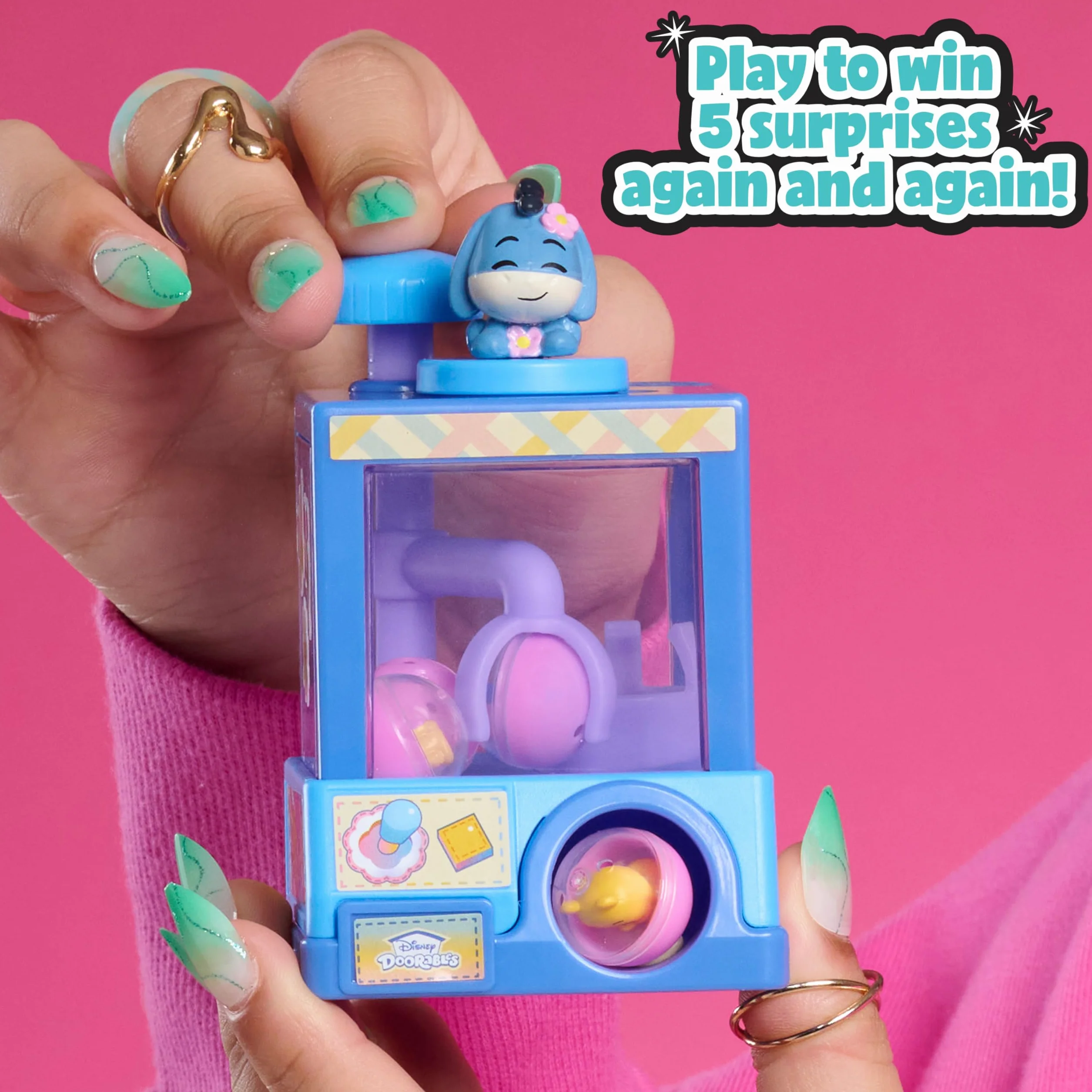 Disney Doorables Whatcha Gotcha Claw Machine, Collectible 0.65 Inch Toy, Boys and Girls Ages 5 and Up