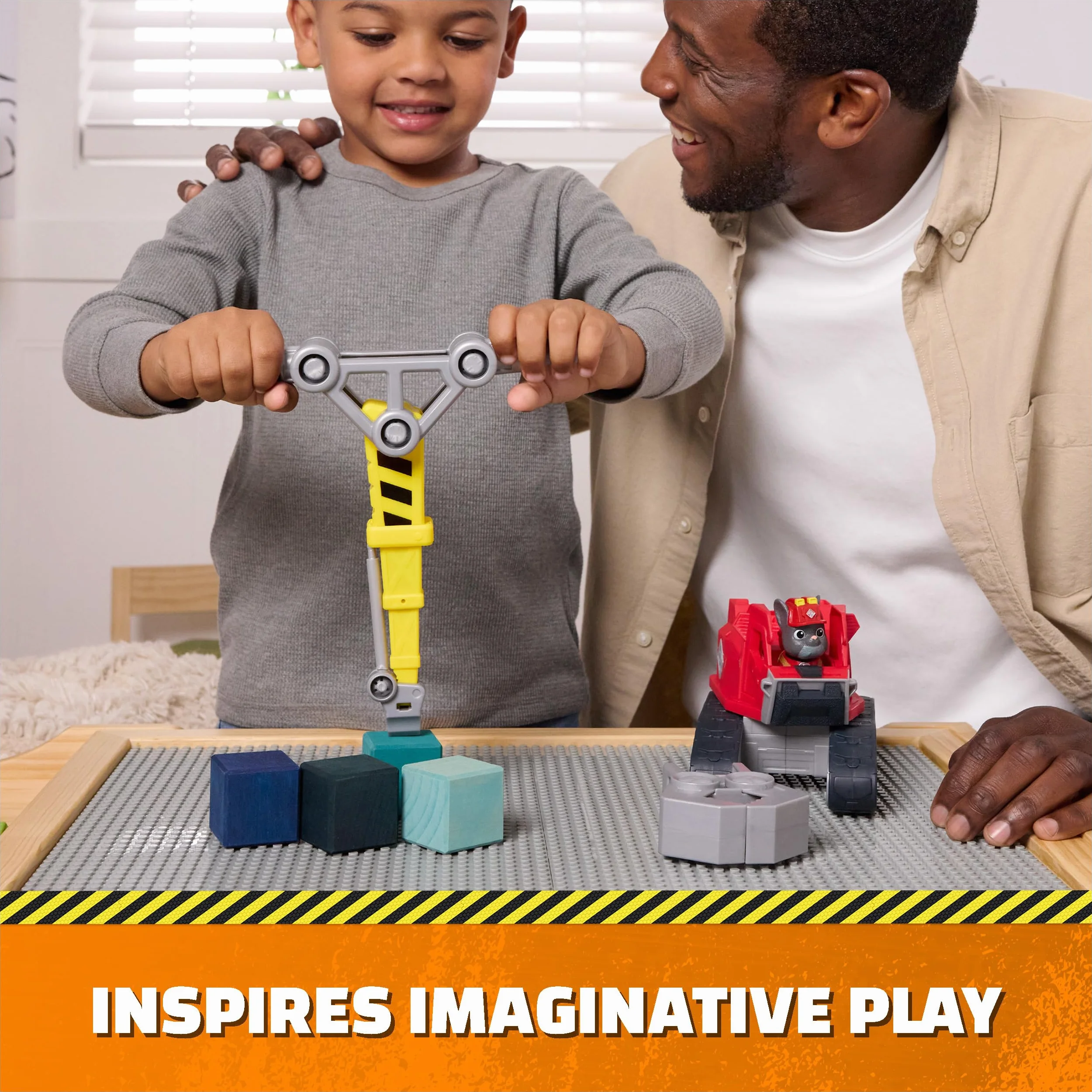 Mega Power Crane firmy Rubble & Crew, zabawkowa ciężarówka z figurką ładowarki i 2 odłączanymi narzędziami, zabawki dla dzieci PAW Patrol dla chłopców i dziewczynek w wieku od 3 lat