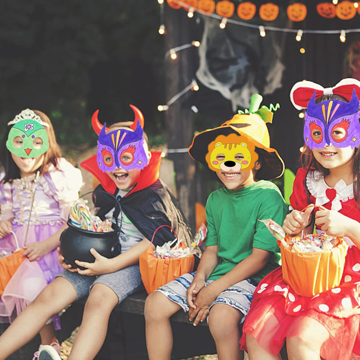 CQQNIU Zestaw 24 masek i 3 kolorowych pisaków, maseczki dla dzieci, dla dzieci, z elastycznymi sznurkami, na przyjęcie urodzinowe, cosplay
